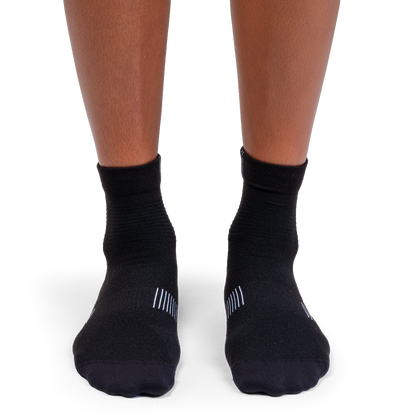 On Ultralight Mid Sock Black | White (Women'S)