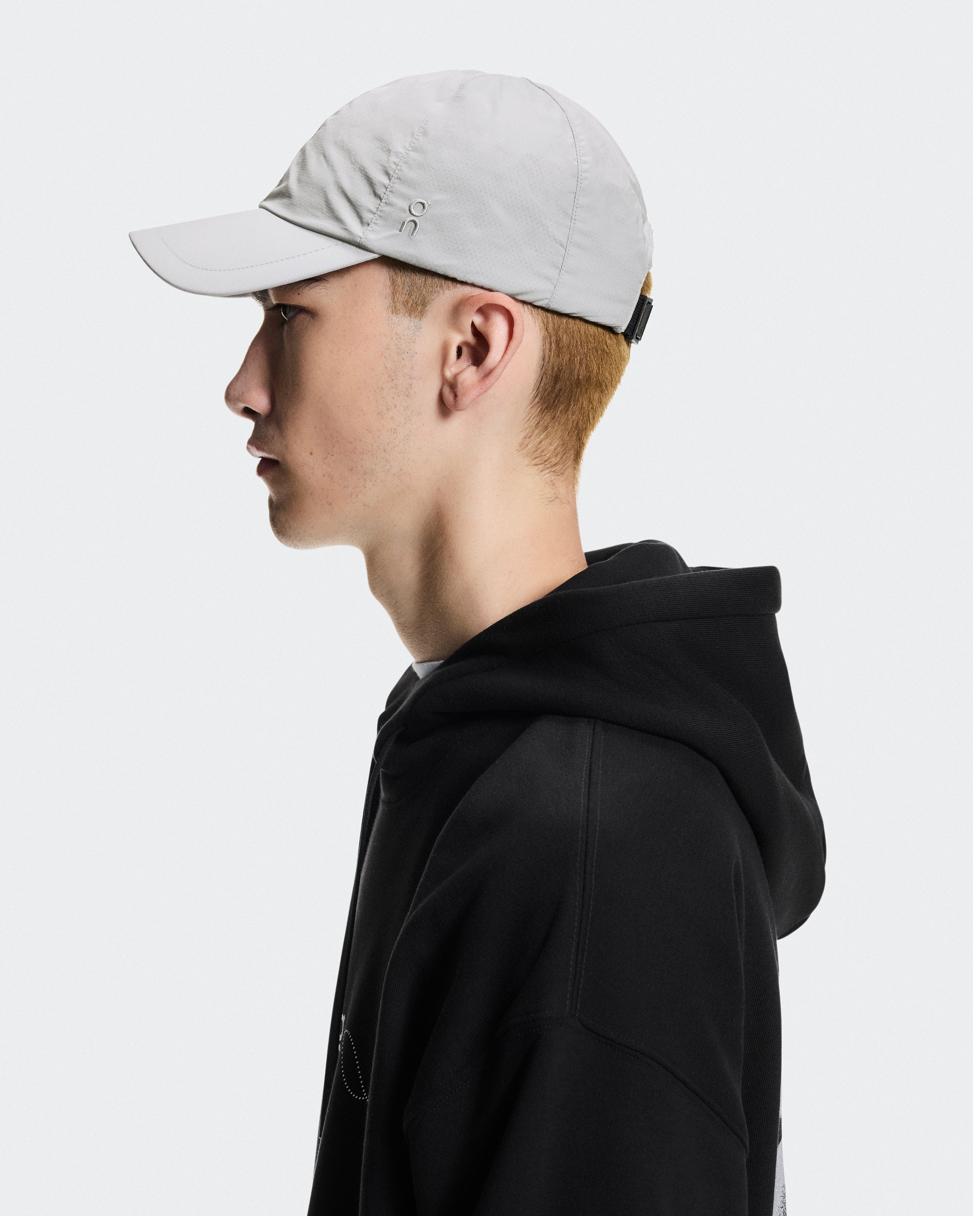 On On Cap Alloy