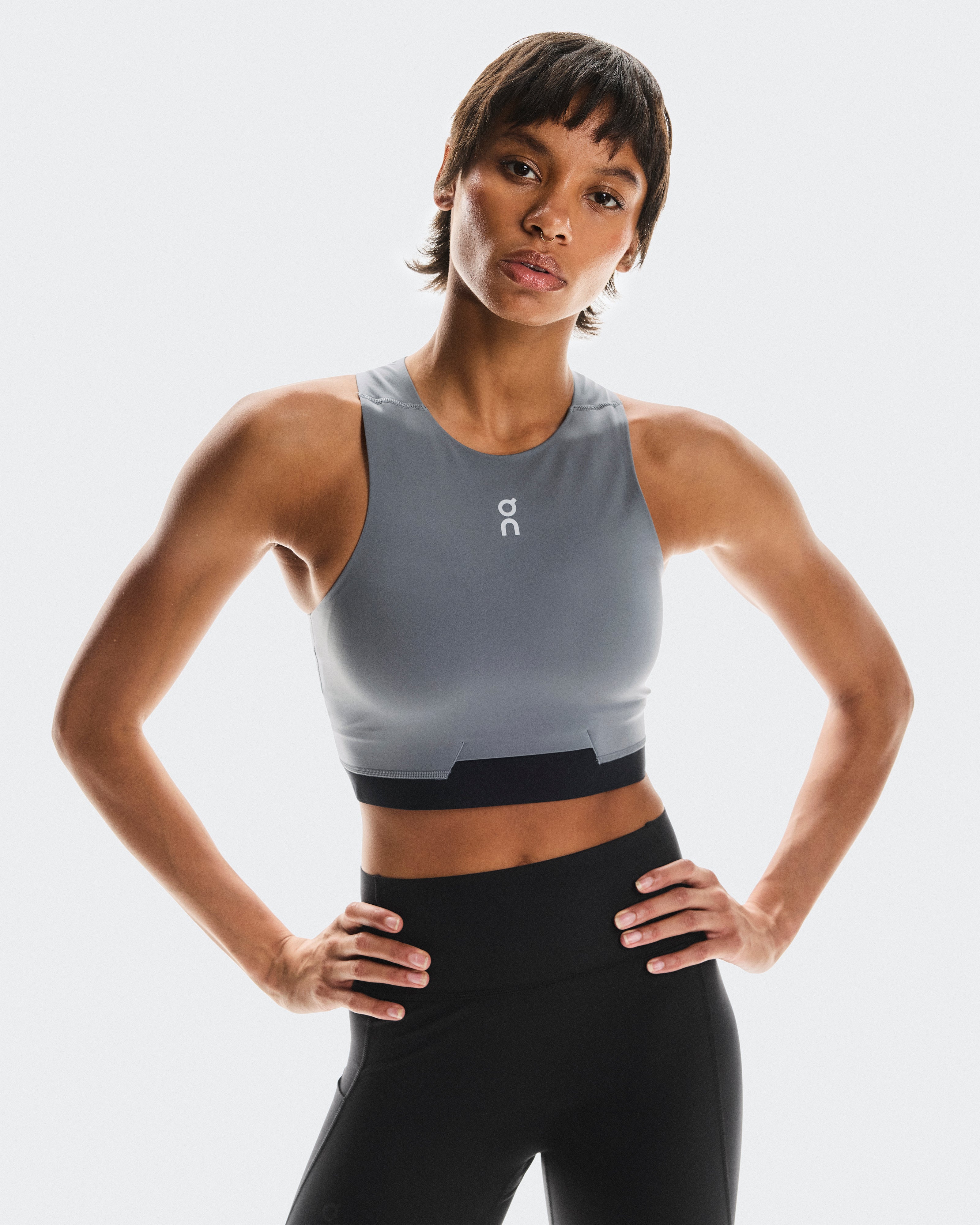 on train 2-in-1 crop Rock (Women's)