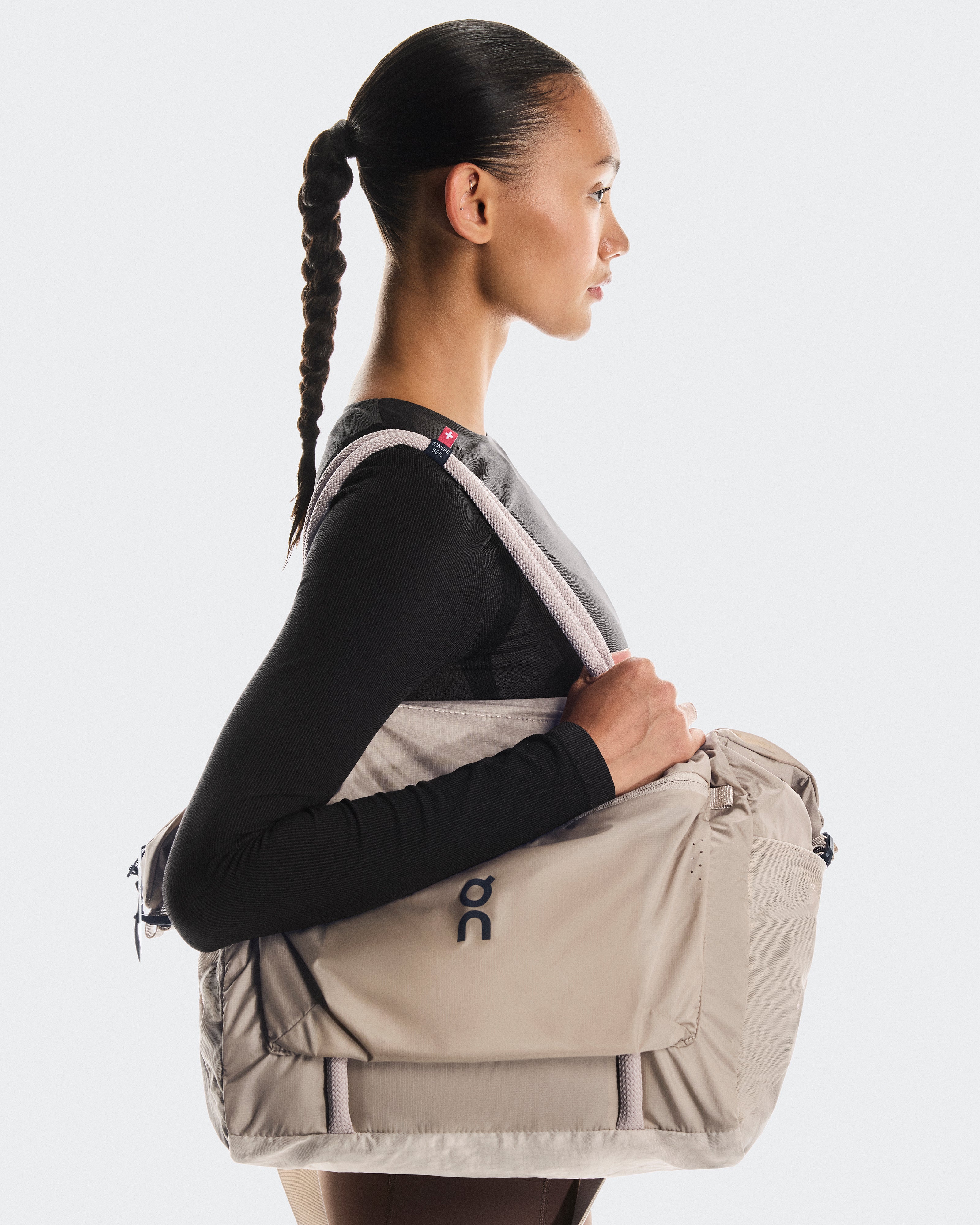 On Track Pack 35L Lite Sand India | Kicks Machine