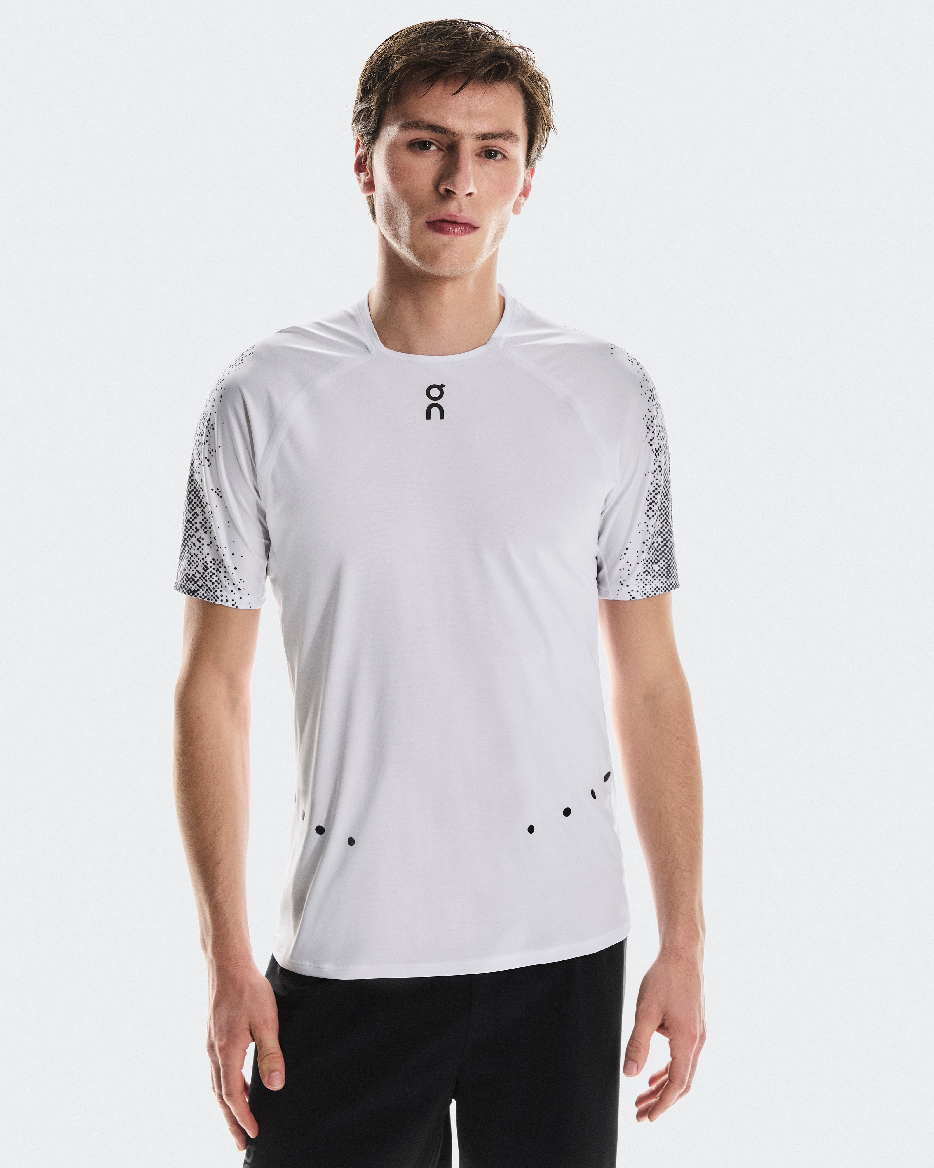 On Ultra-T White | Iron