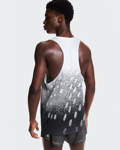 On Zero Singlet White | Iron