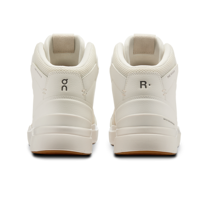 On The Roger Clubhouse Mid White Sand