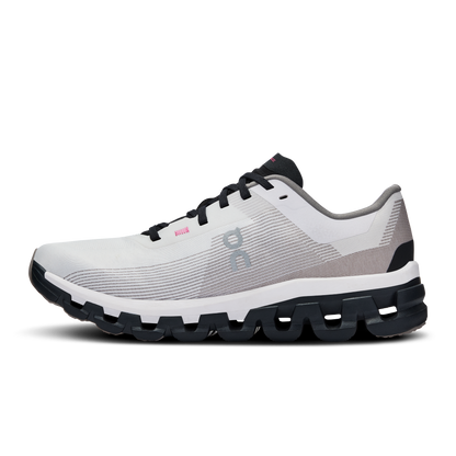 On Cloudflow 4 Distance White Black (Women'S)