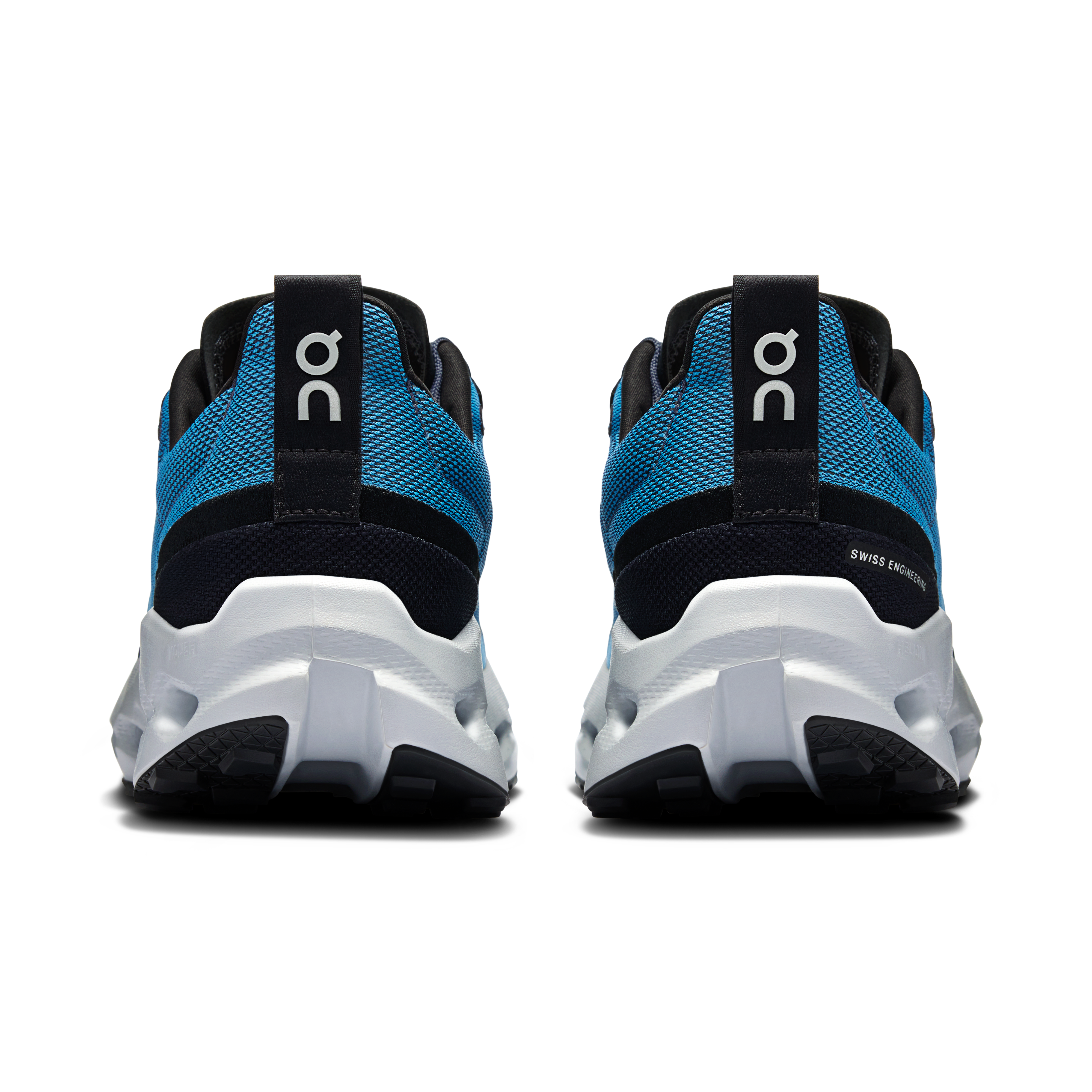 On Cloudsurfer Trail Niagara Glacier