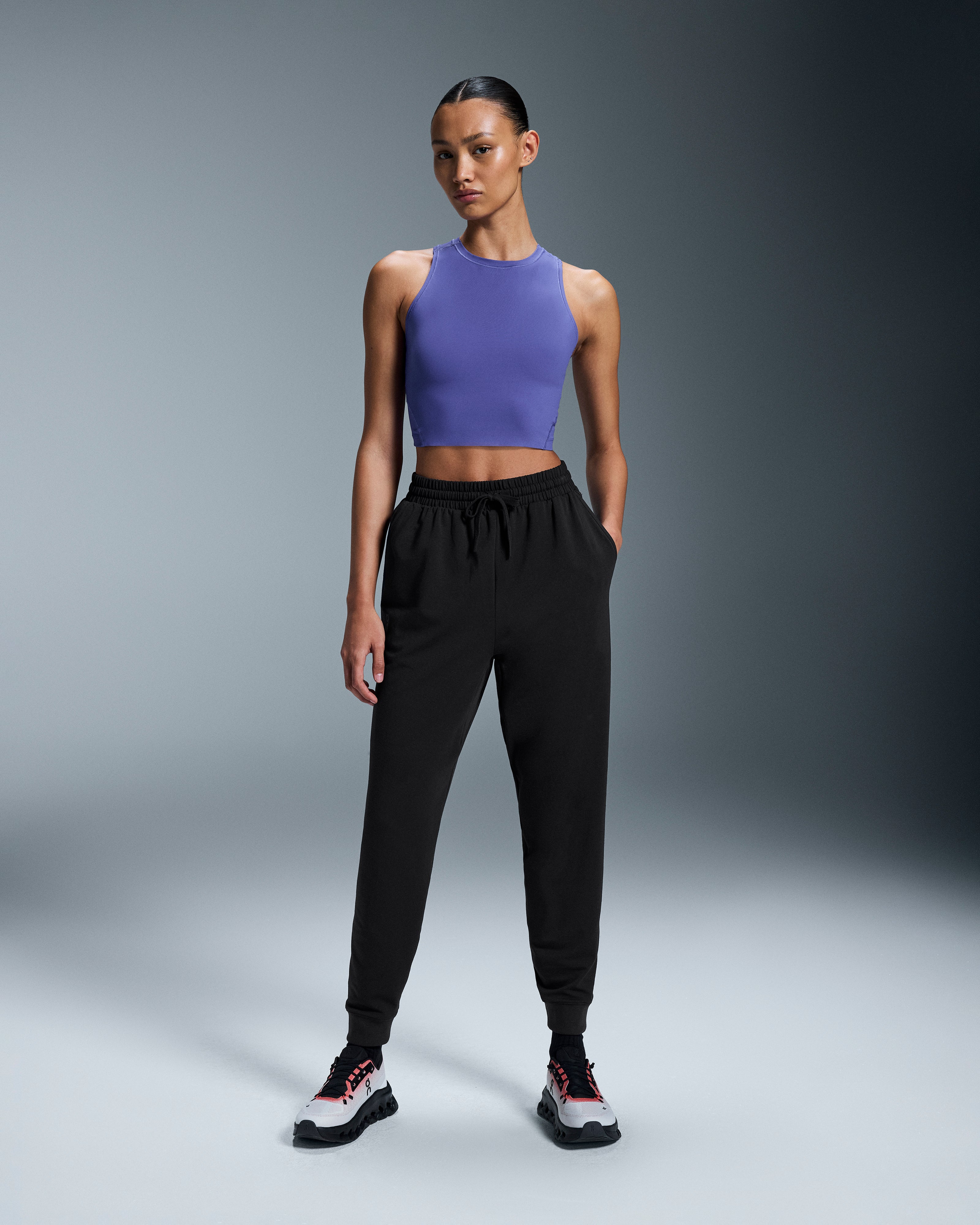 on movement joggers Black (Women's)