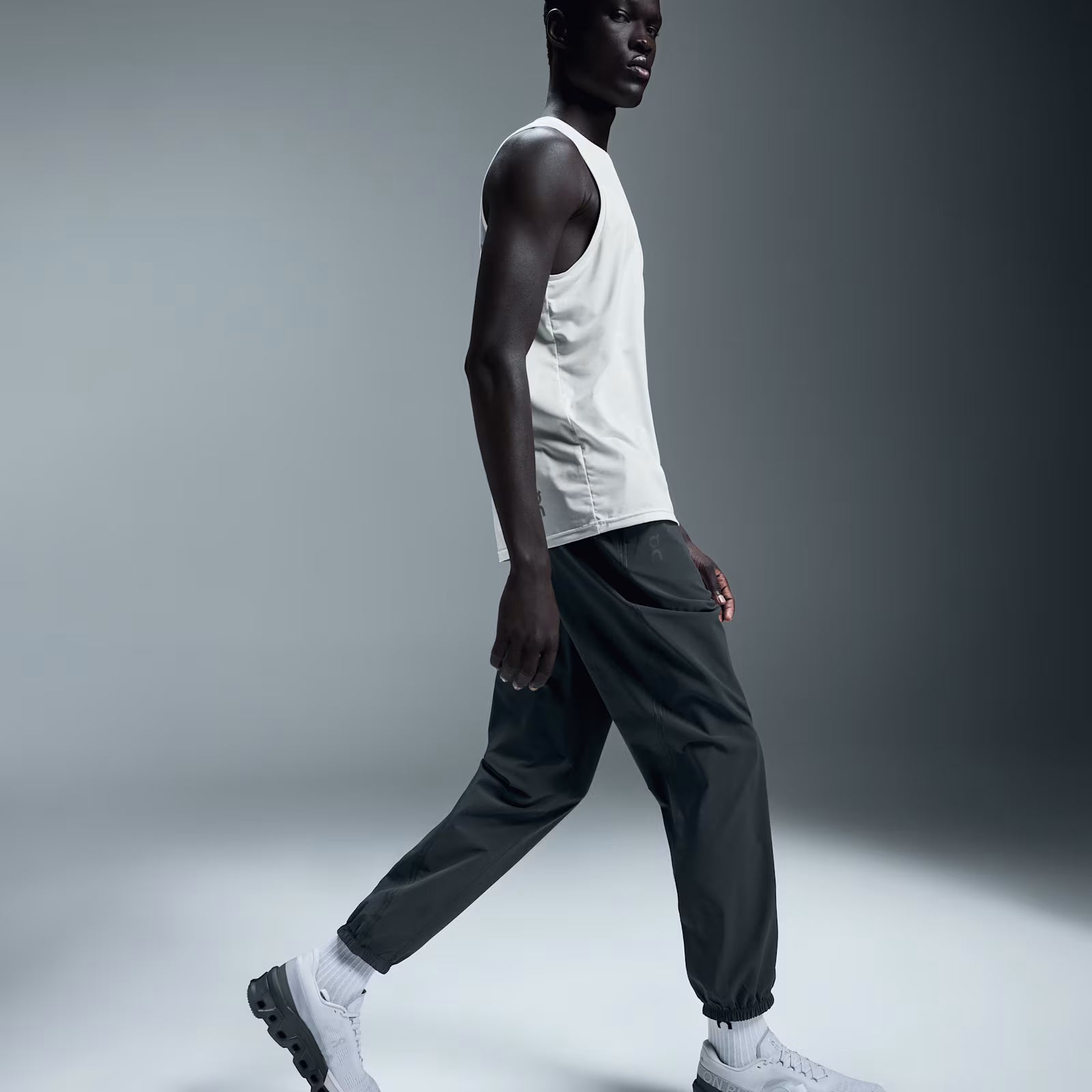 On Focus Pants Midnight