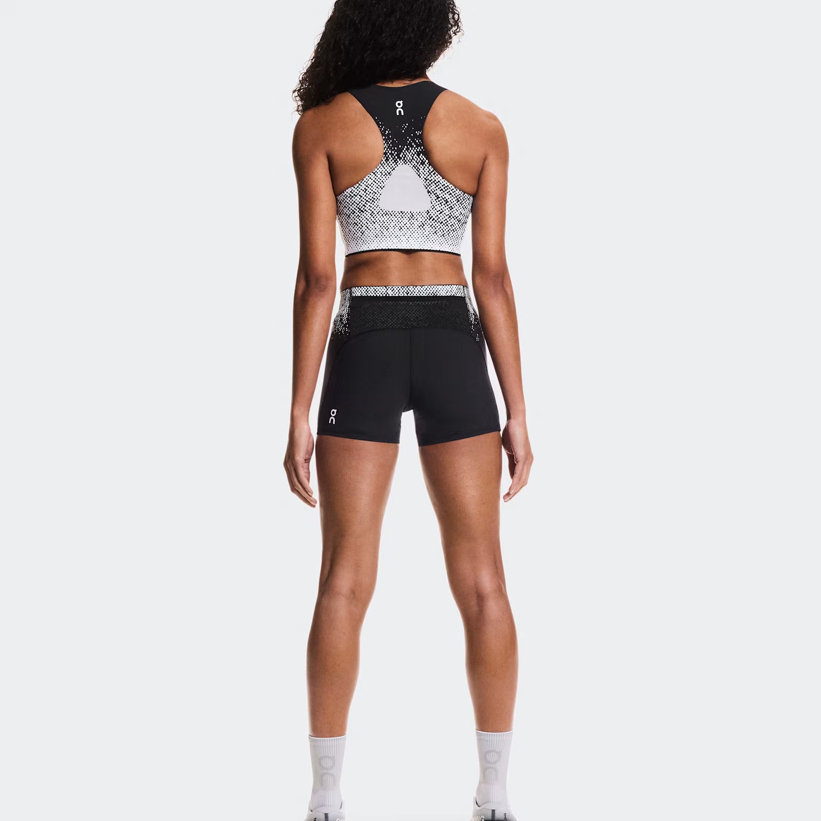 On Zero Short Tights Black | White (Women'S)