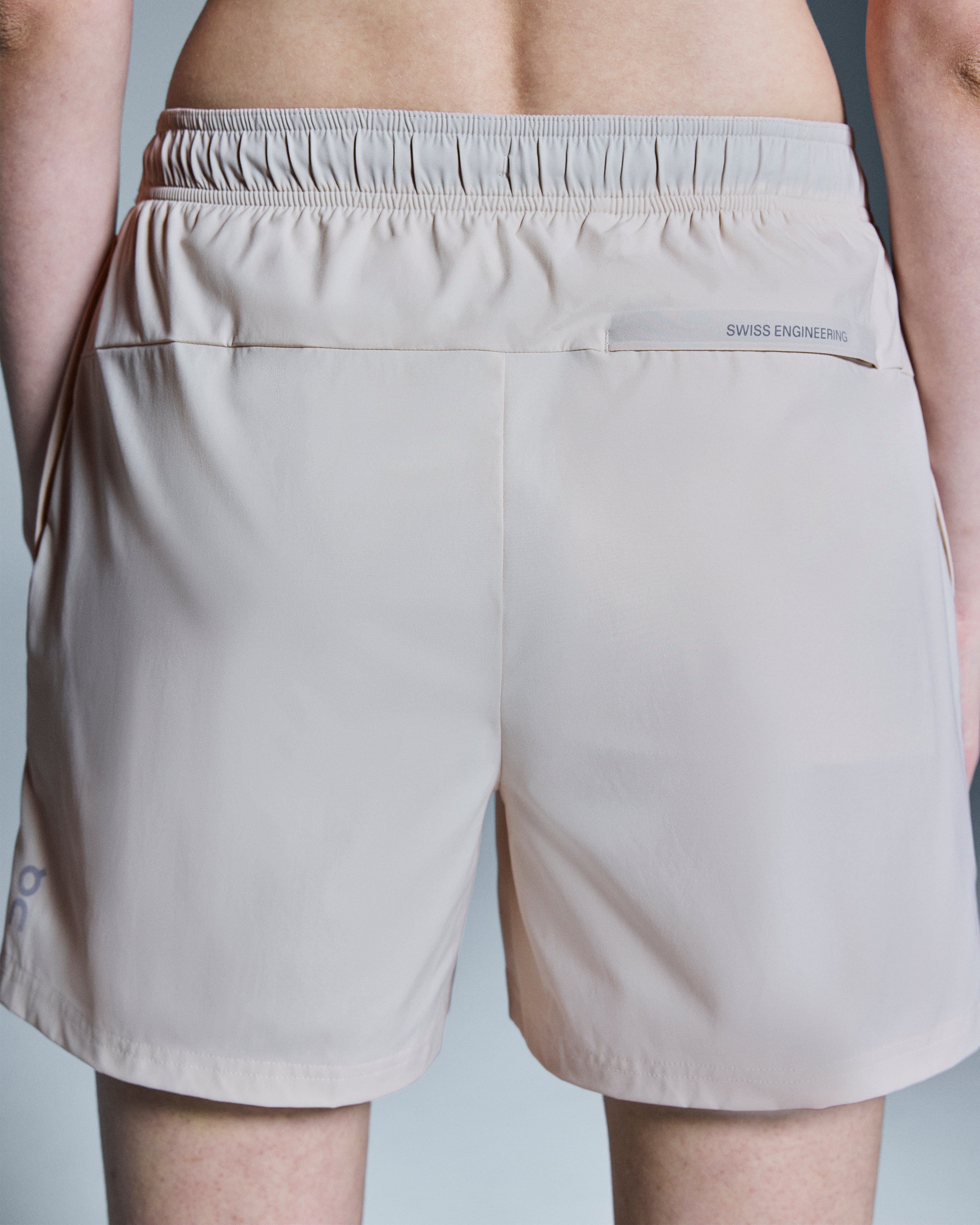 on 3" core shorts Sand (Women's)