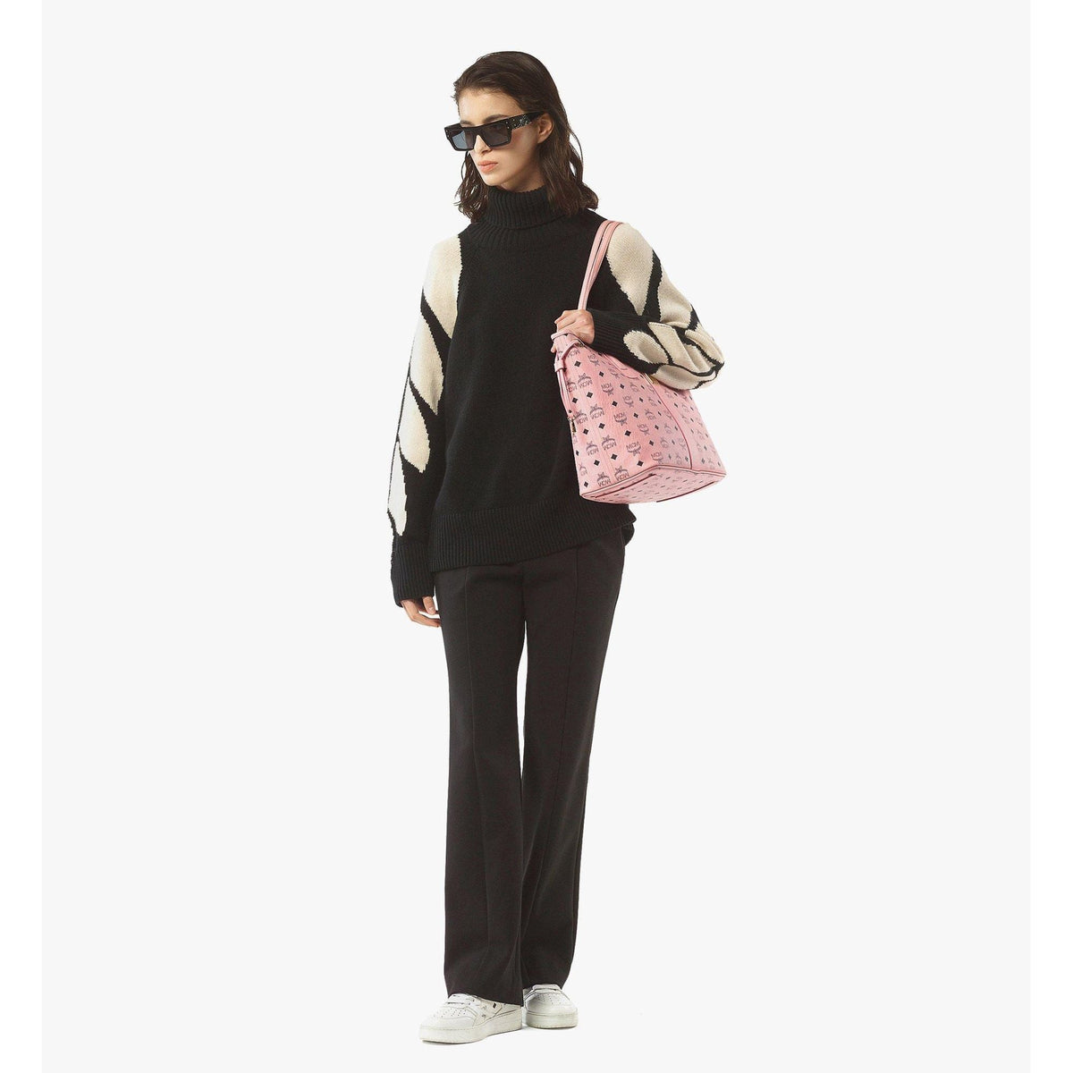 MCM Medium Liz Shopper in Visetos