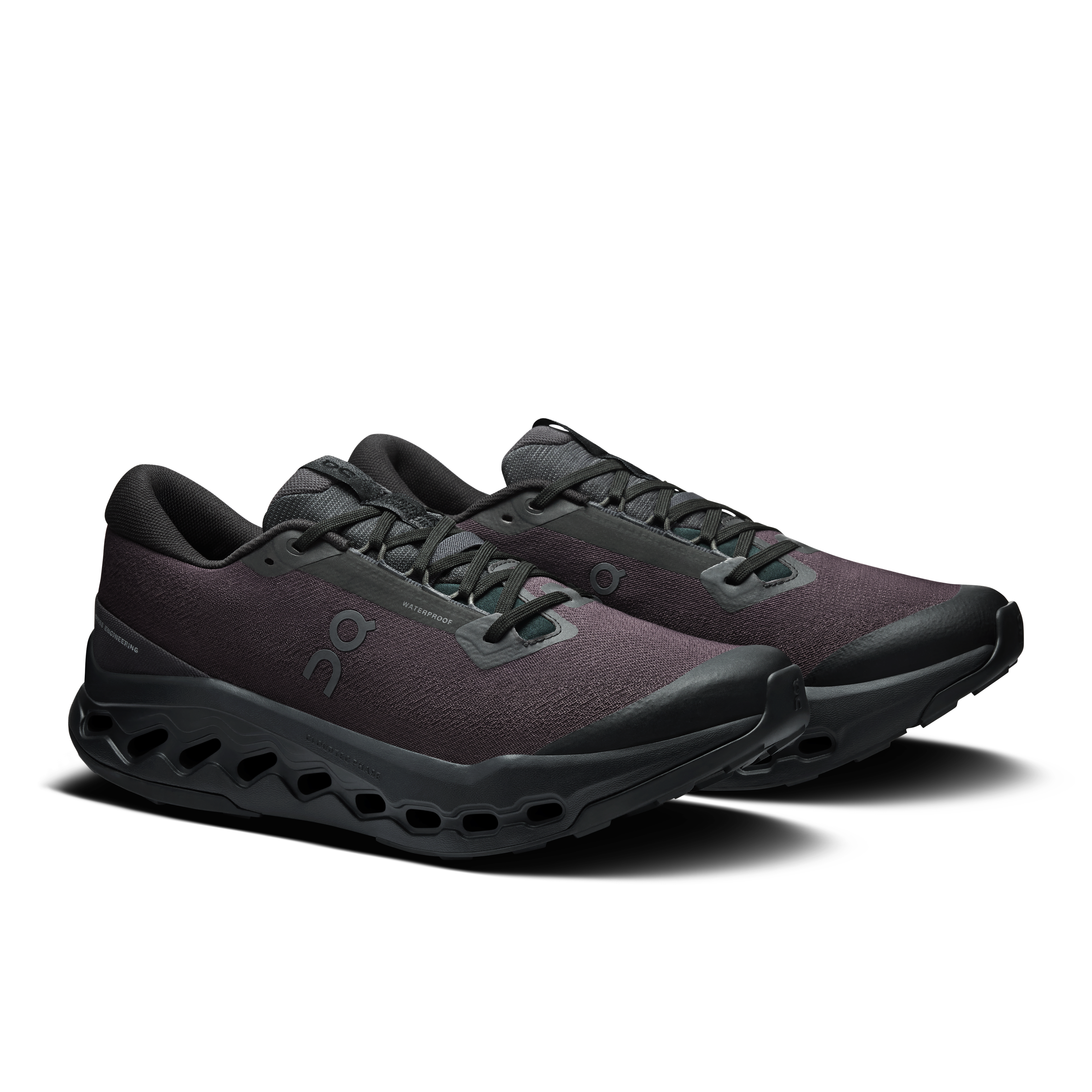 on running cloudsurfer trail 2 waterproof black