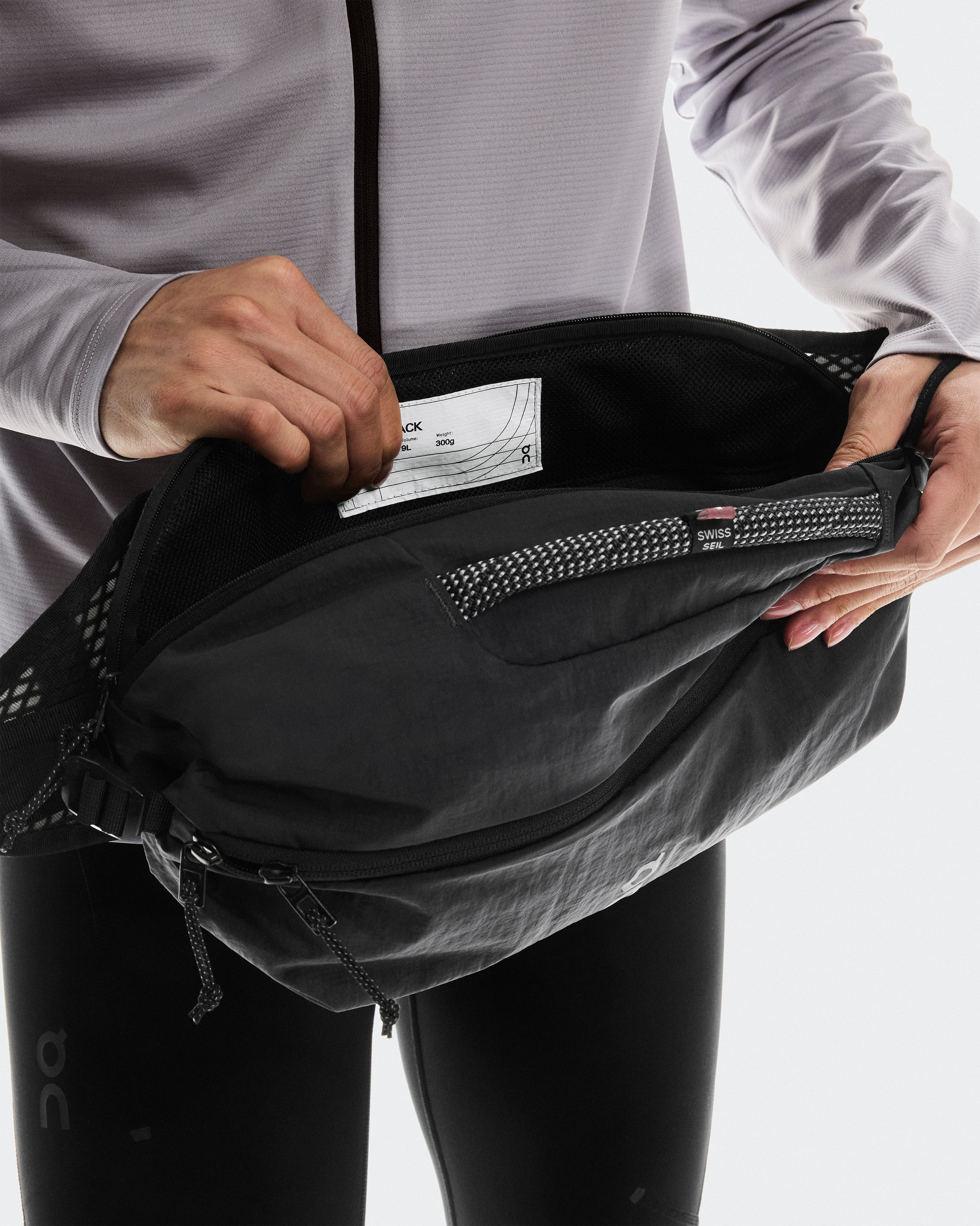 On Sling Pack 9L Magnet | Black