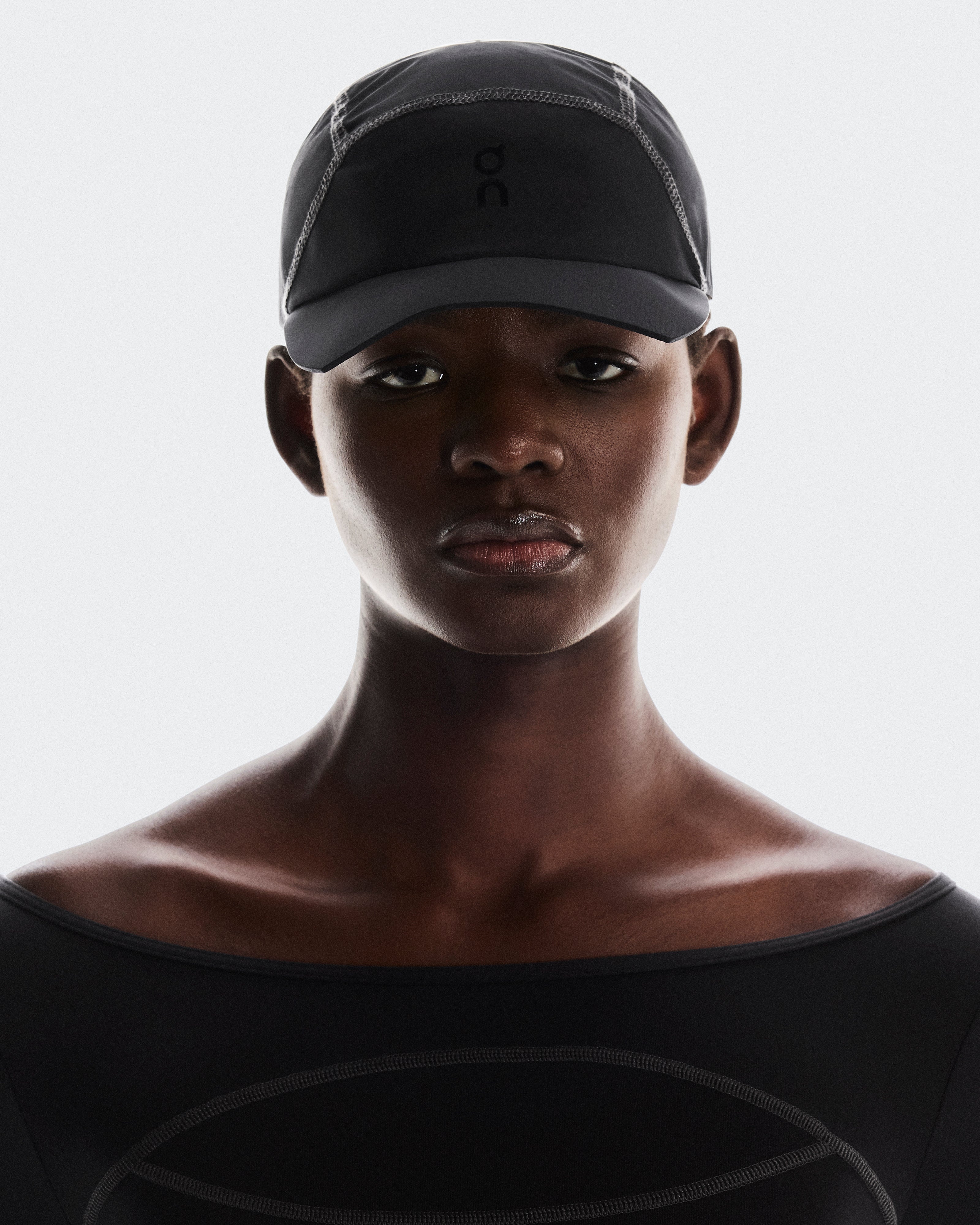 On Cropped Cap Fka Black