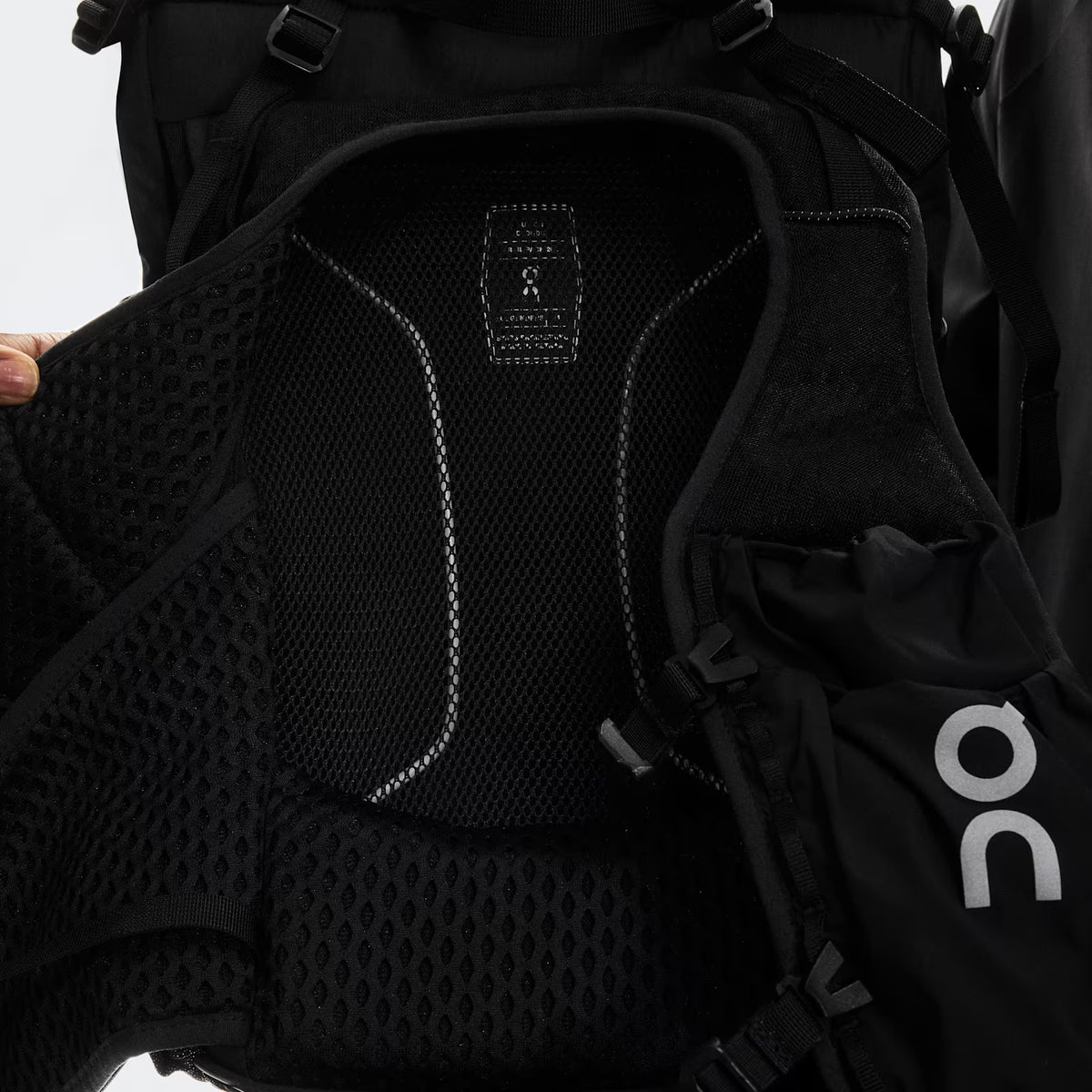 On Trail Pack 20L Black