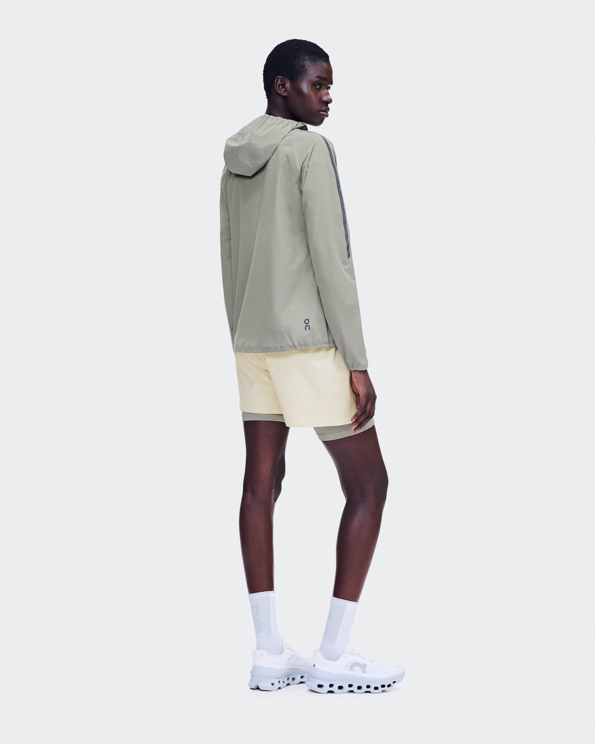 On Performance Jacket Waterproof Brume (Women'S)