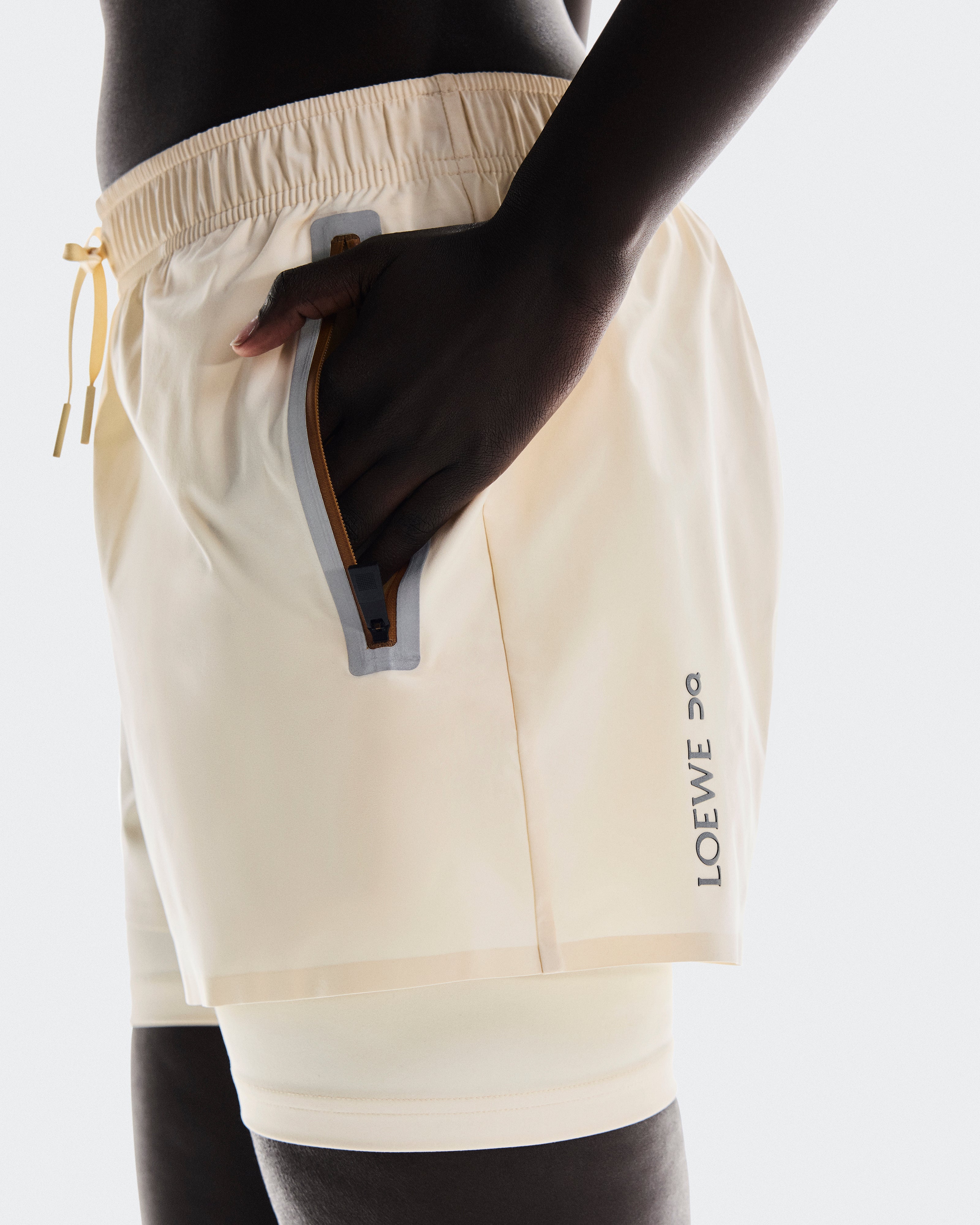 On Performance Shorts Loewe Ivory (Women'S)