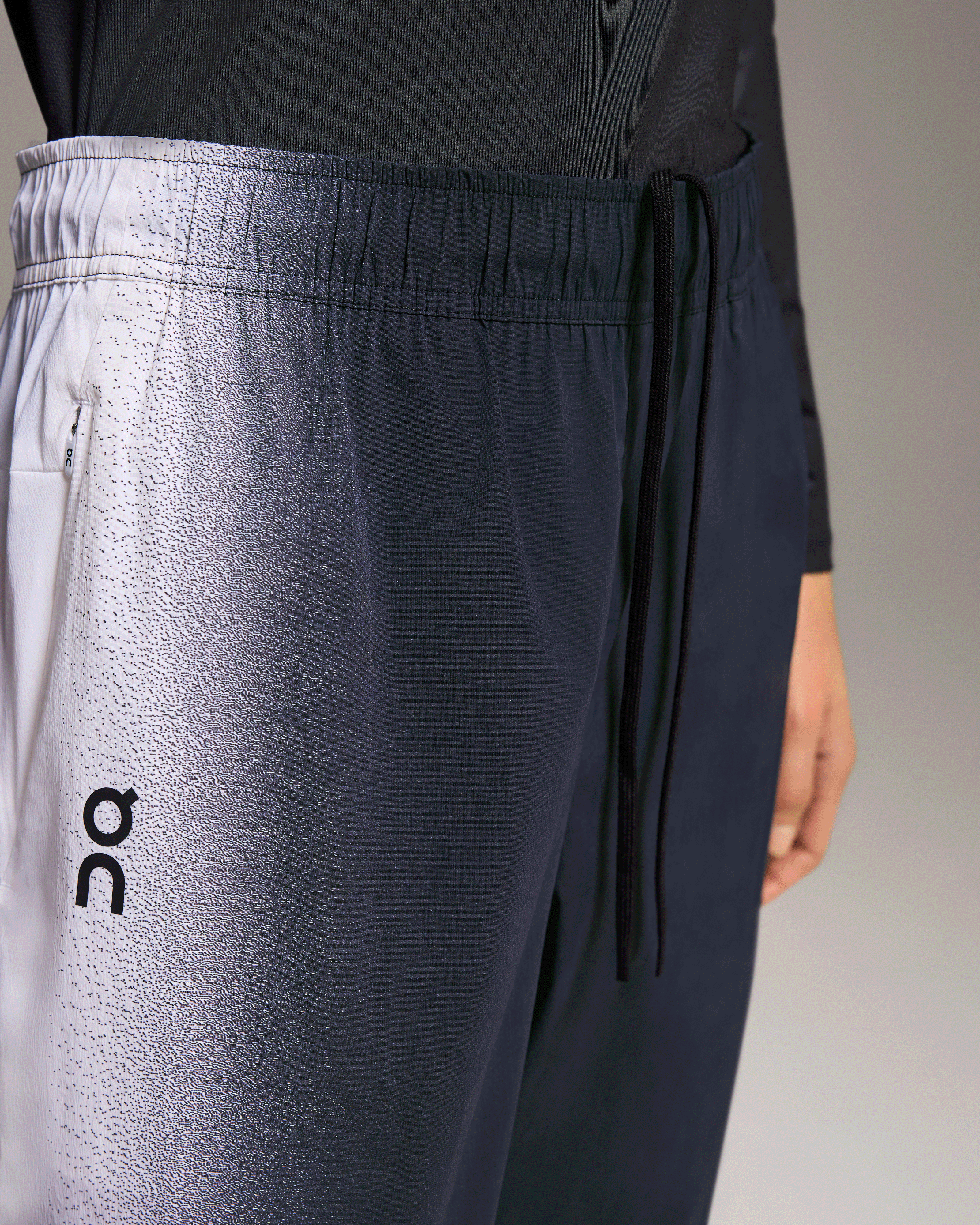 On Court Track Pants Black | White (Women's)