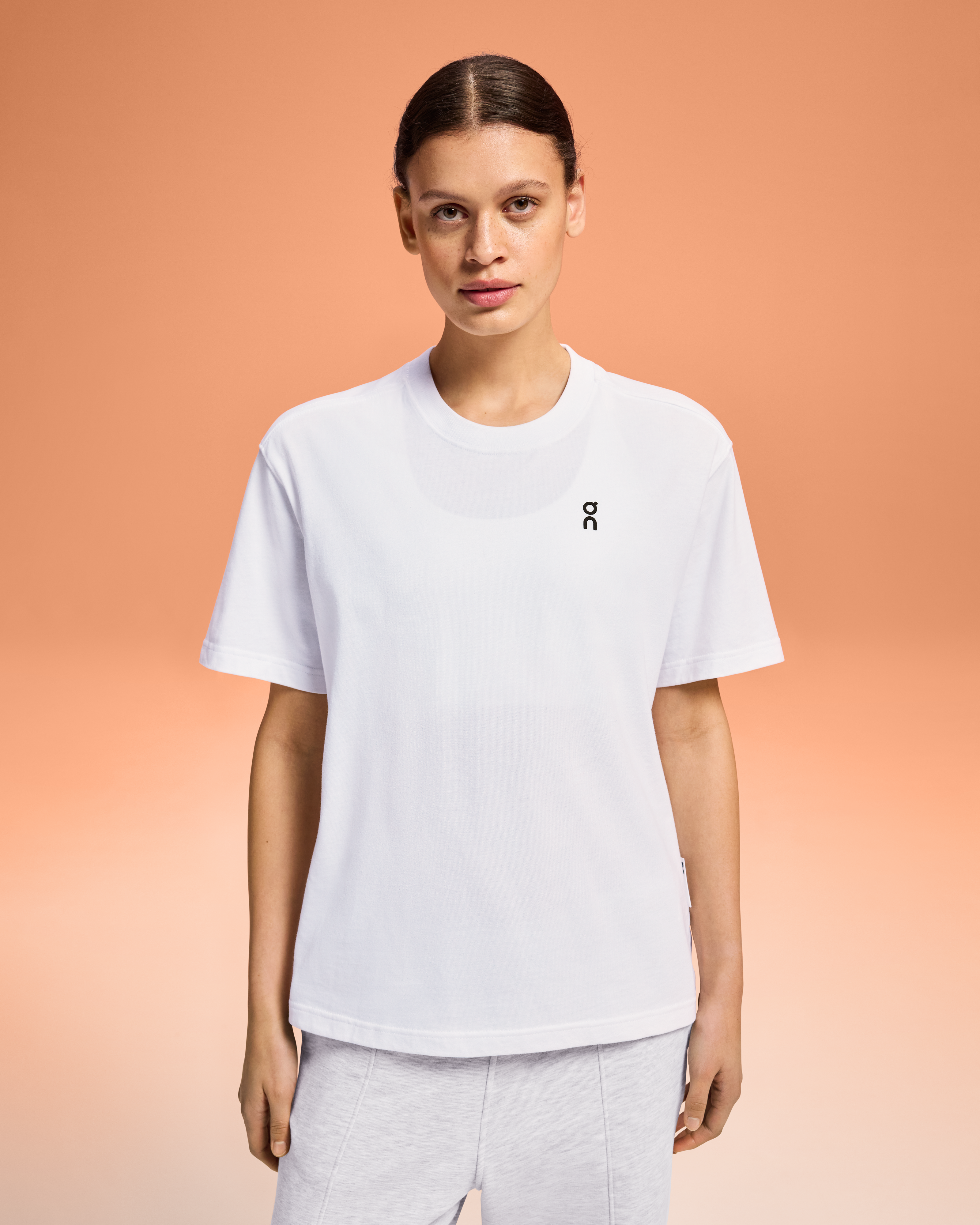 On Club-T Graphic Tennis White (Women'S)