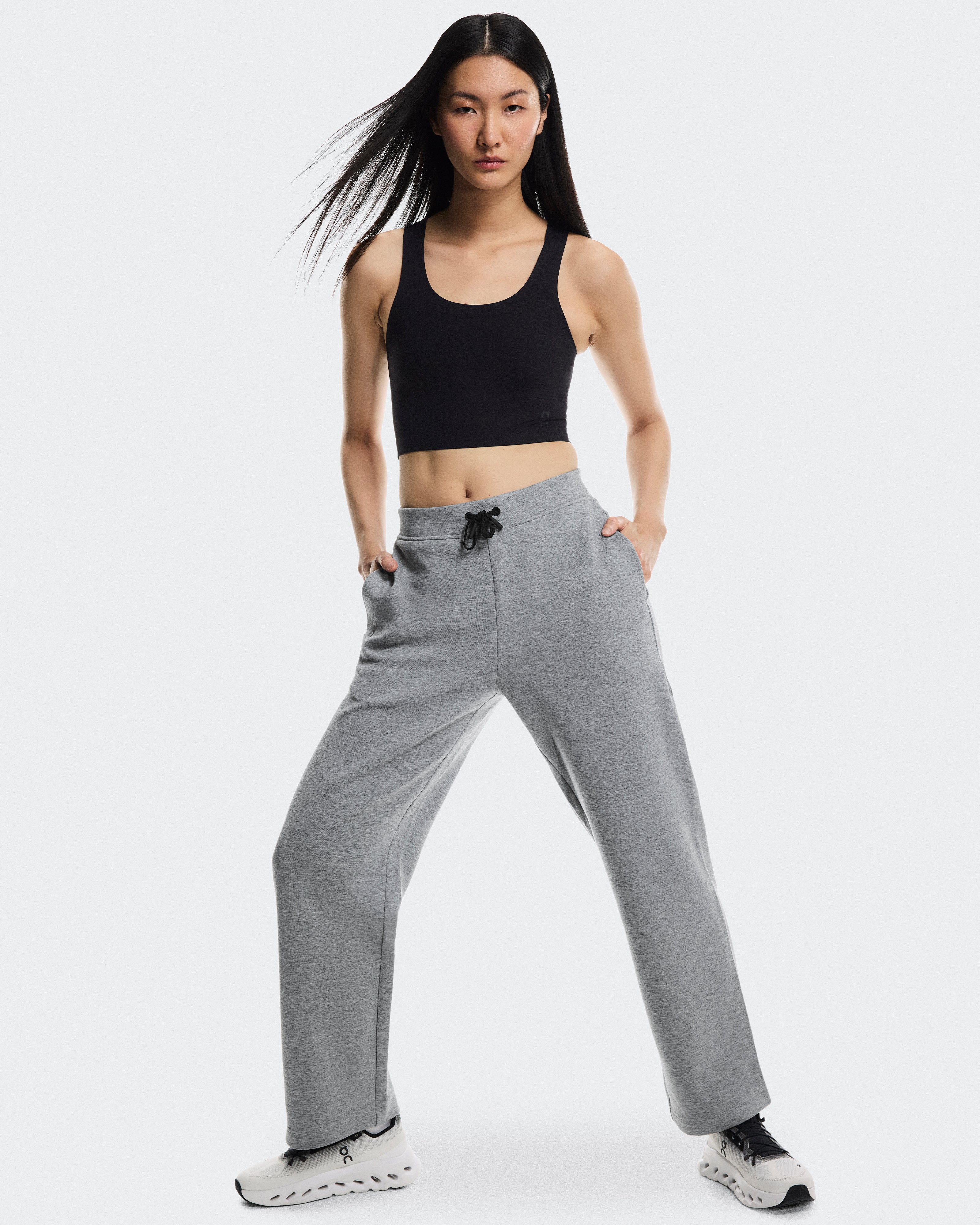 On Focus Tech Sweatpants Basalt (Women's)