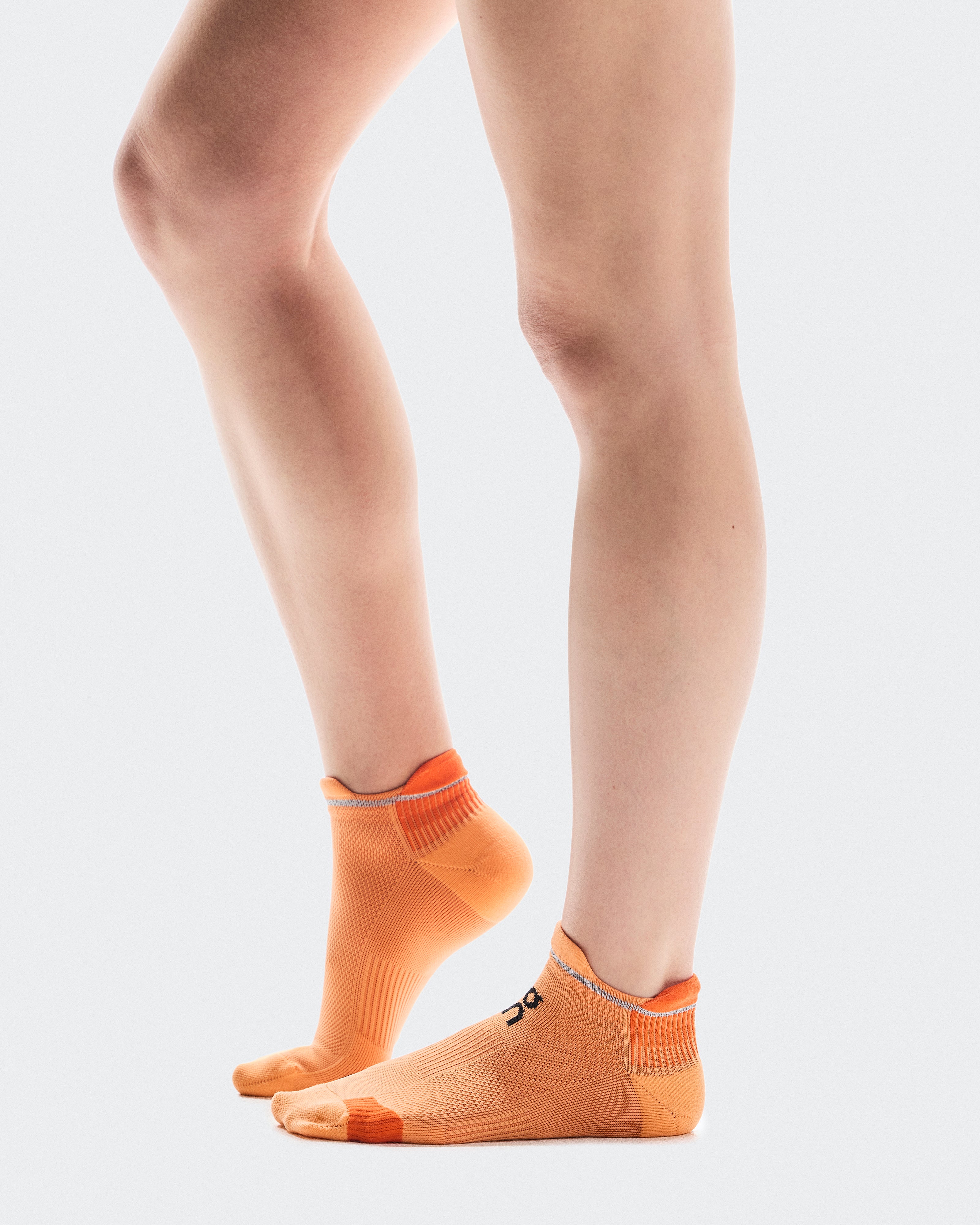 On Performance Run Sock Low Tangerine | Flame