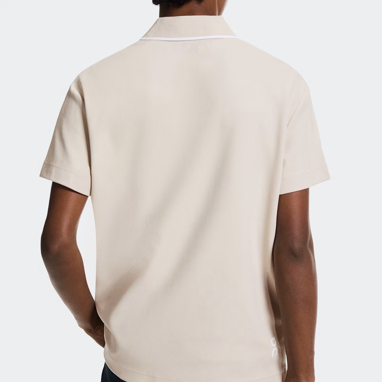 On Courtside Polo Sand | White