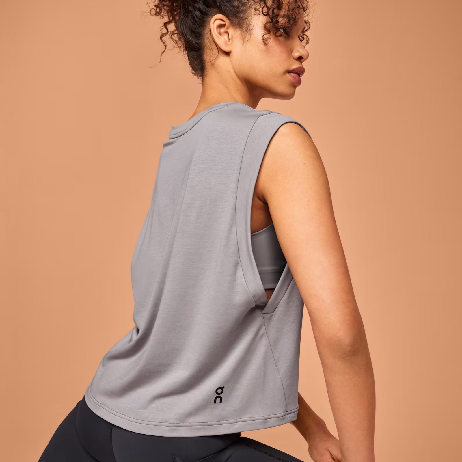 On Focus Crop Zinc (Women'S)