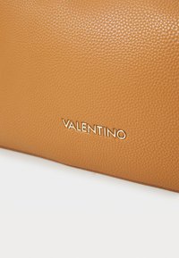 Valentino Brixton Handbag Cuoio