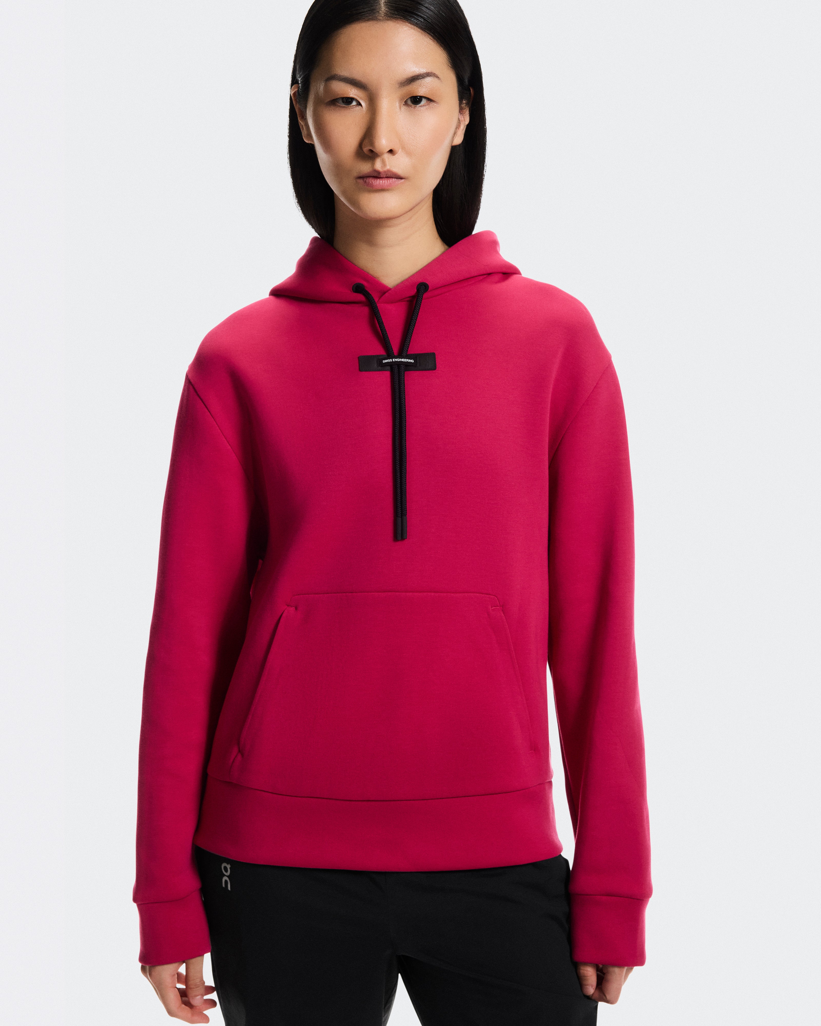 On Focus Tech Hoodie Grenadine (Women'S)