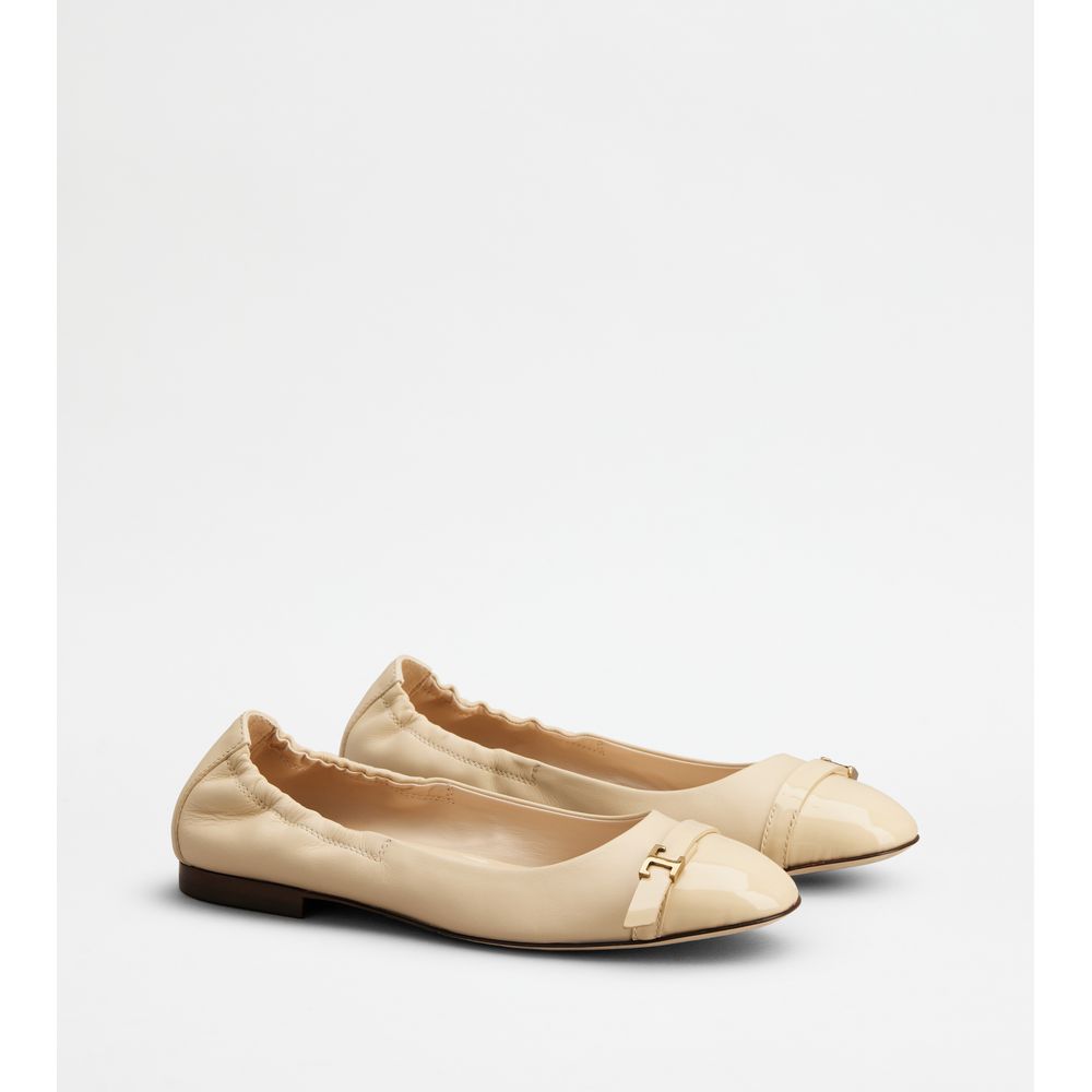 Tods Ballerinas In Leather Beige Womens