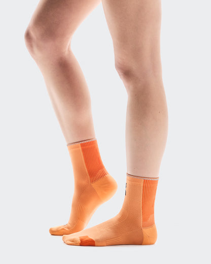 On Performance Run Sock Mid Tangerine | Flame