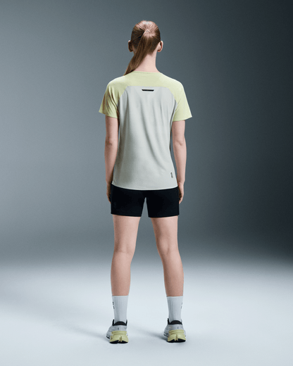 on performance-t Hay | Glacier (Women's)