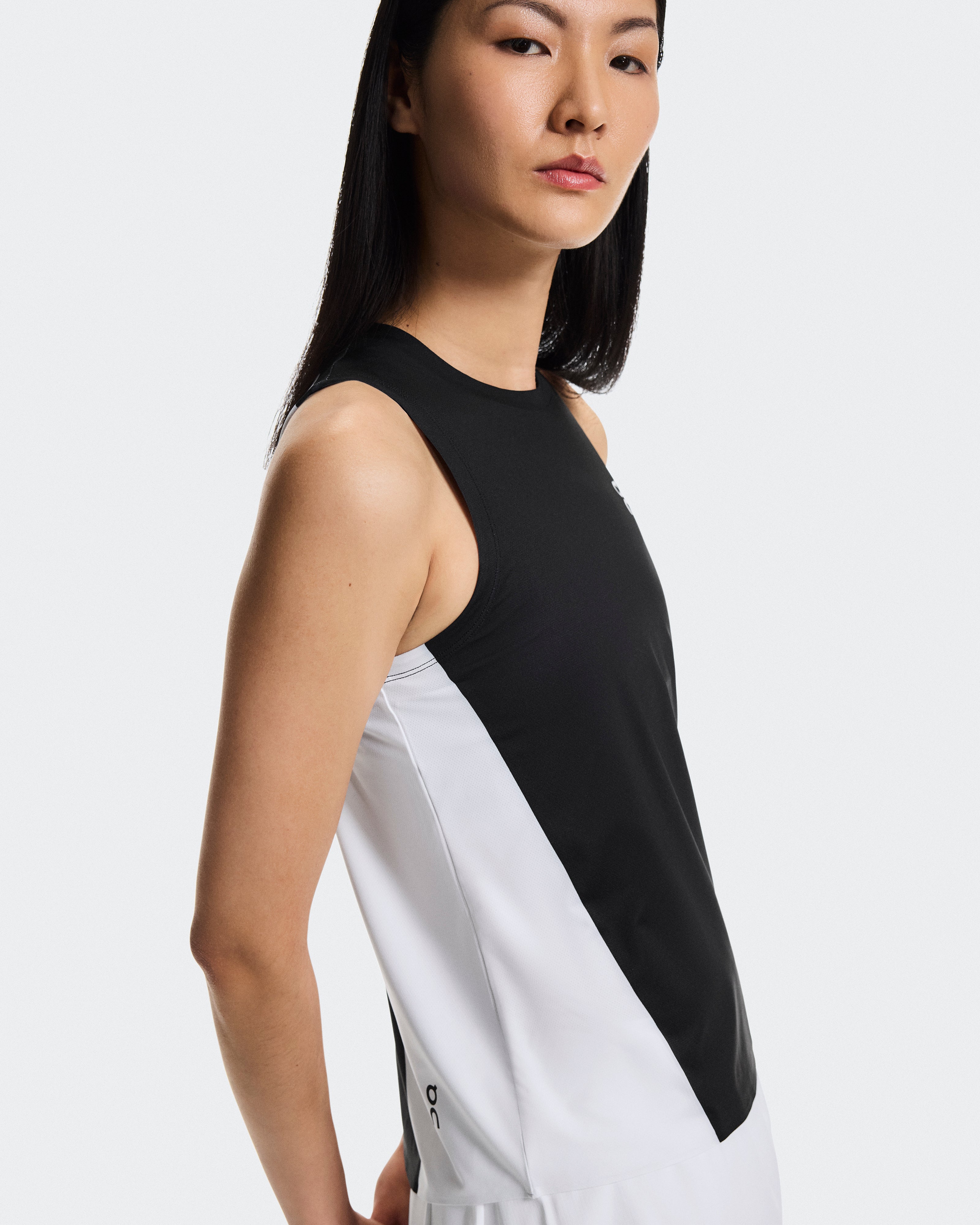 On Court Tank Black | Rock (Women's)