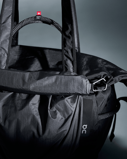 On Track Pack 40L Elite Black | Magnet