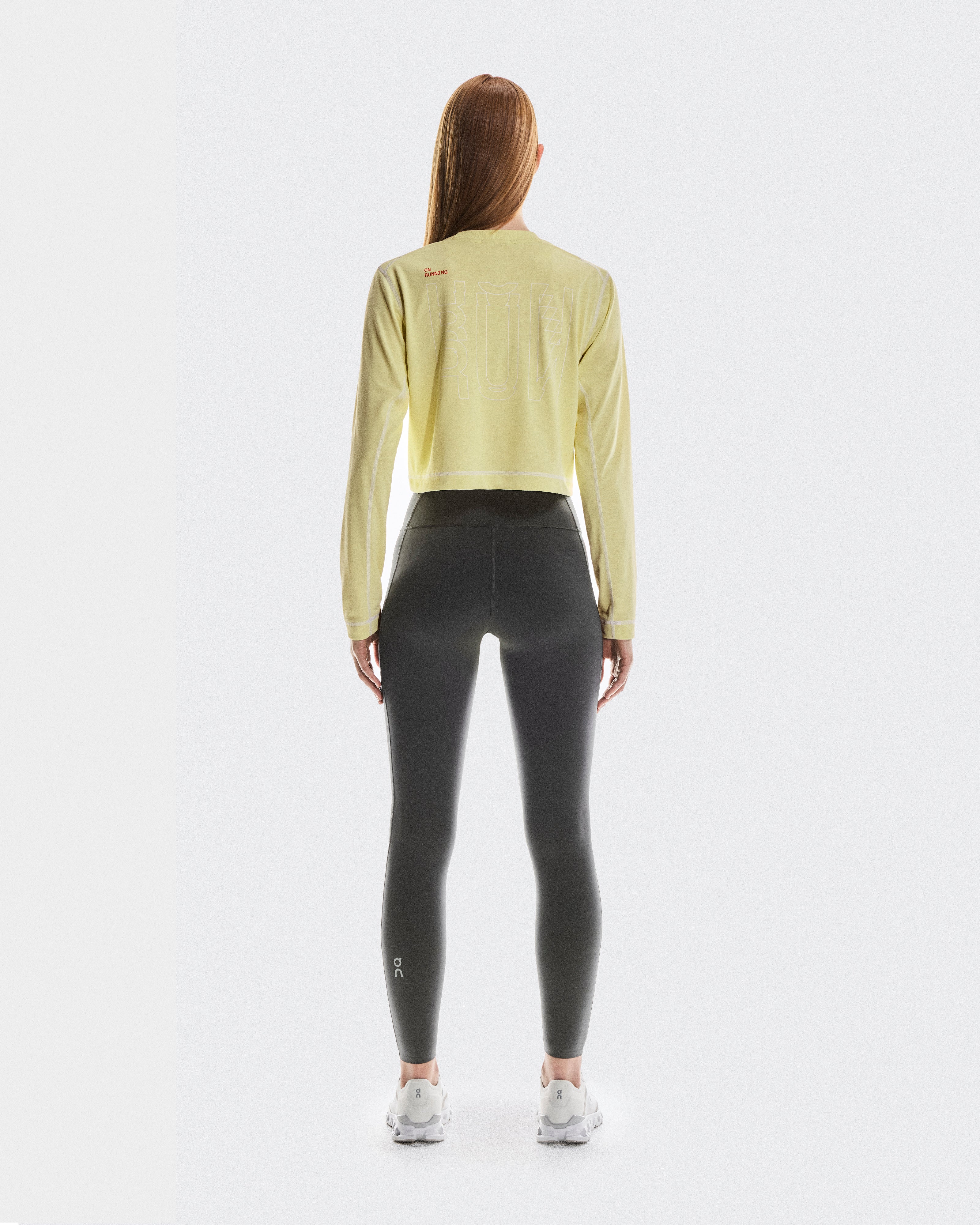 on active long-t crop graphic Hay (Women's)