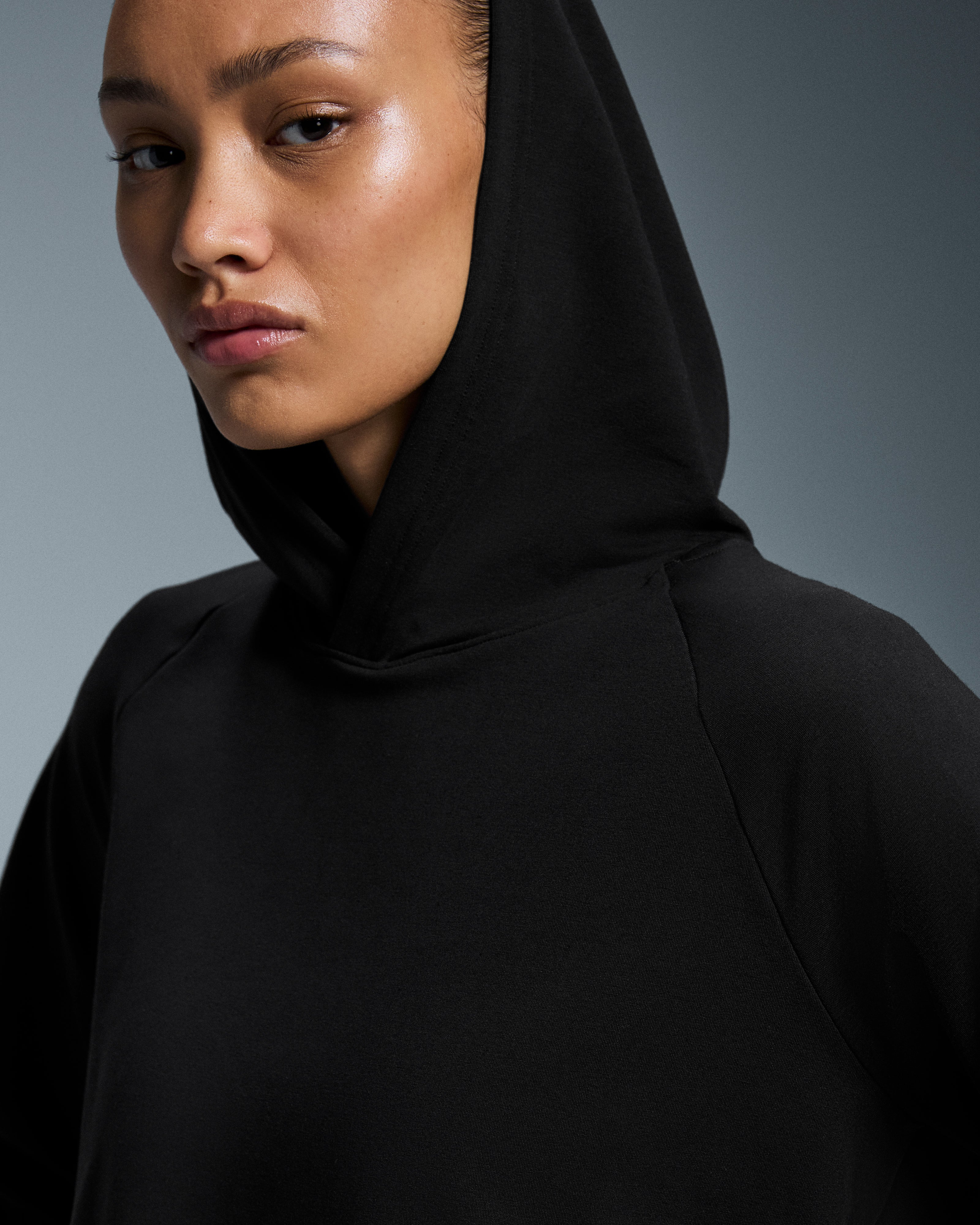 On Studio Hoodie Black (Women'S)