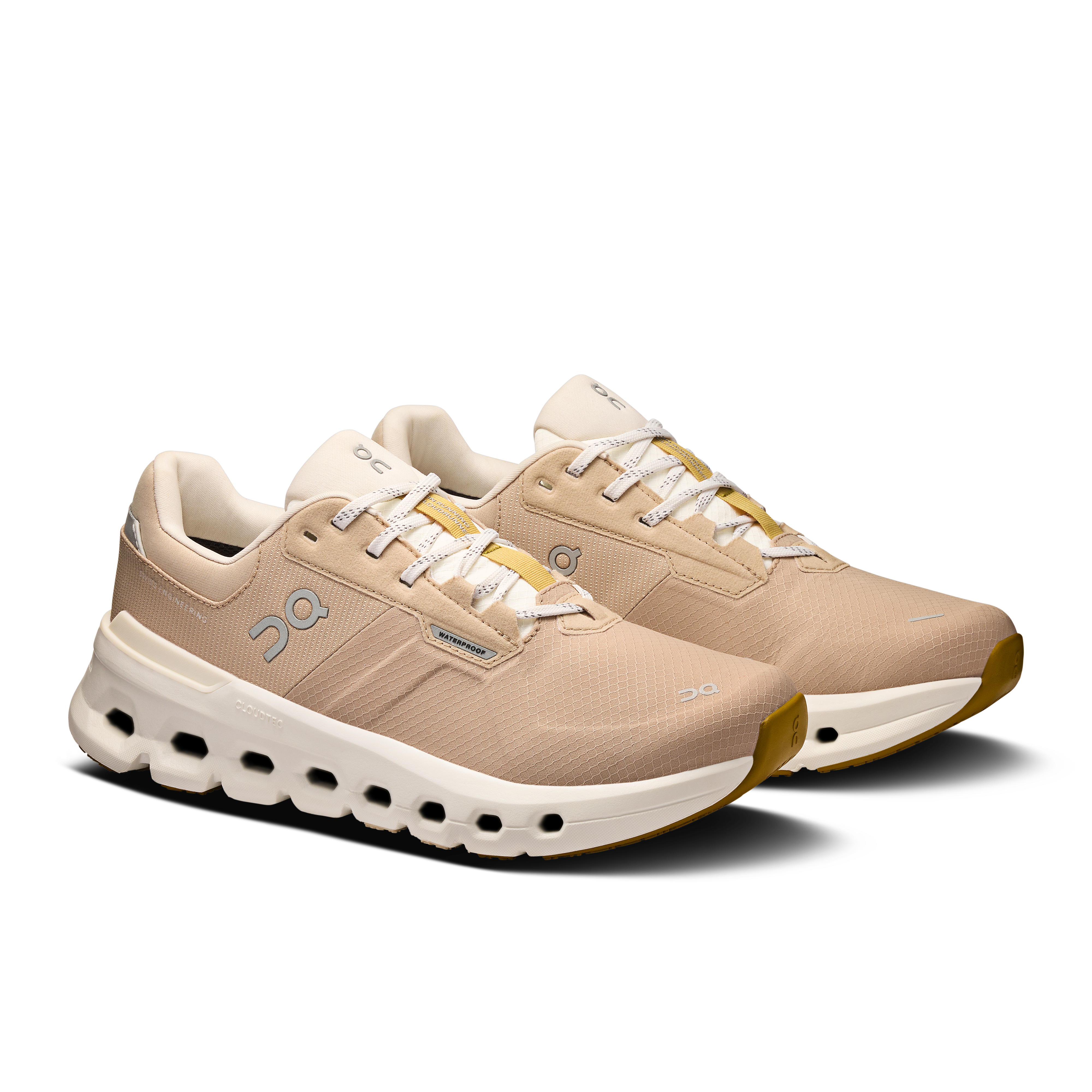 on running cloudrunner 2 waterproof sand dew (women's)