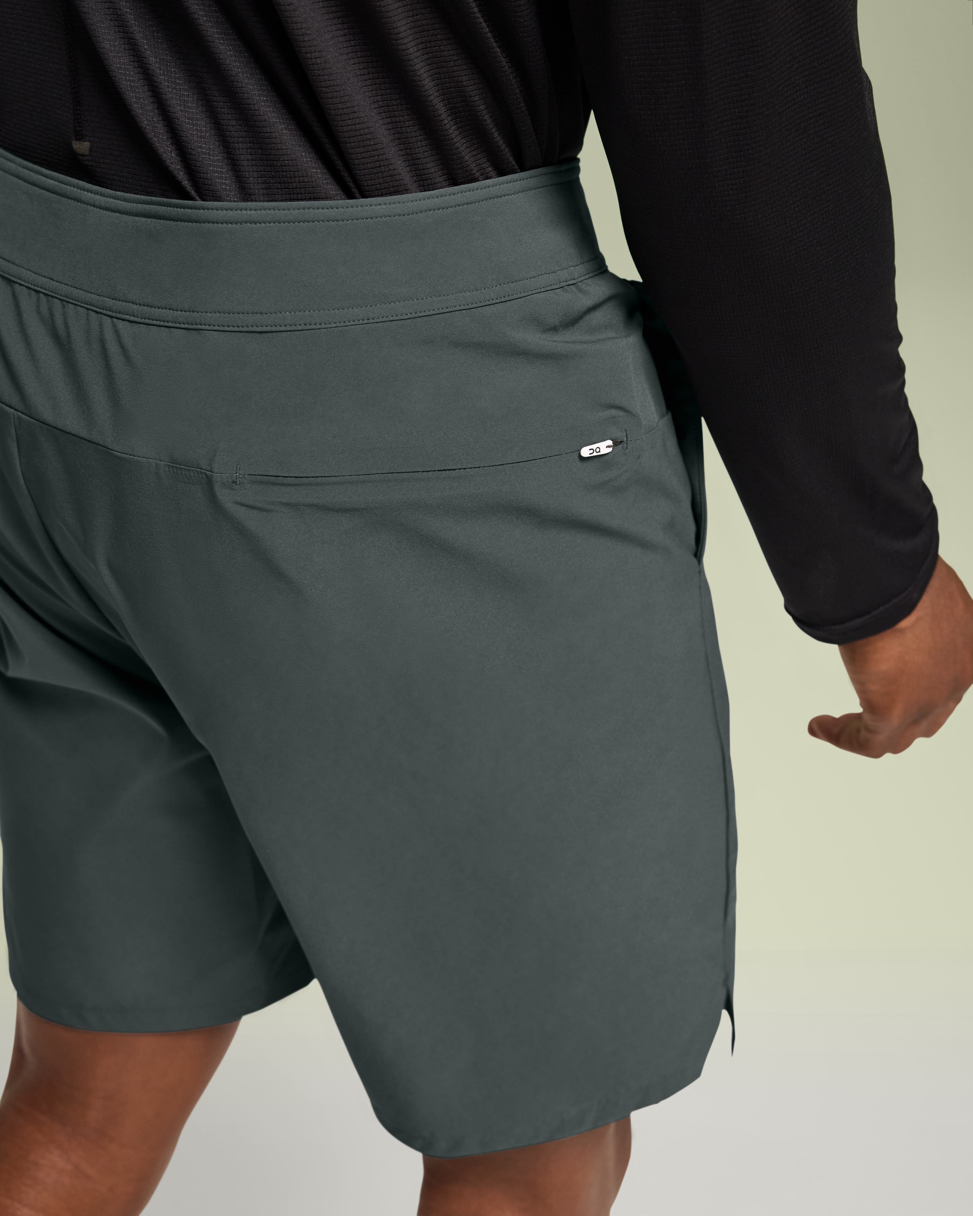 on performance hybrid short Lead