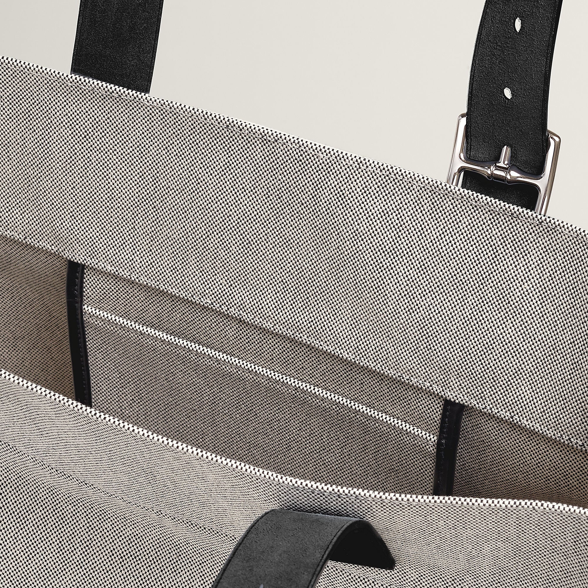  Hermes Etriviere Shopping Bag Cru