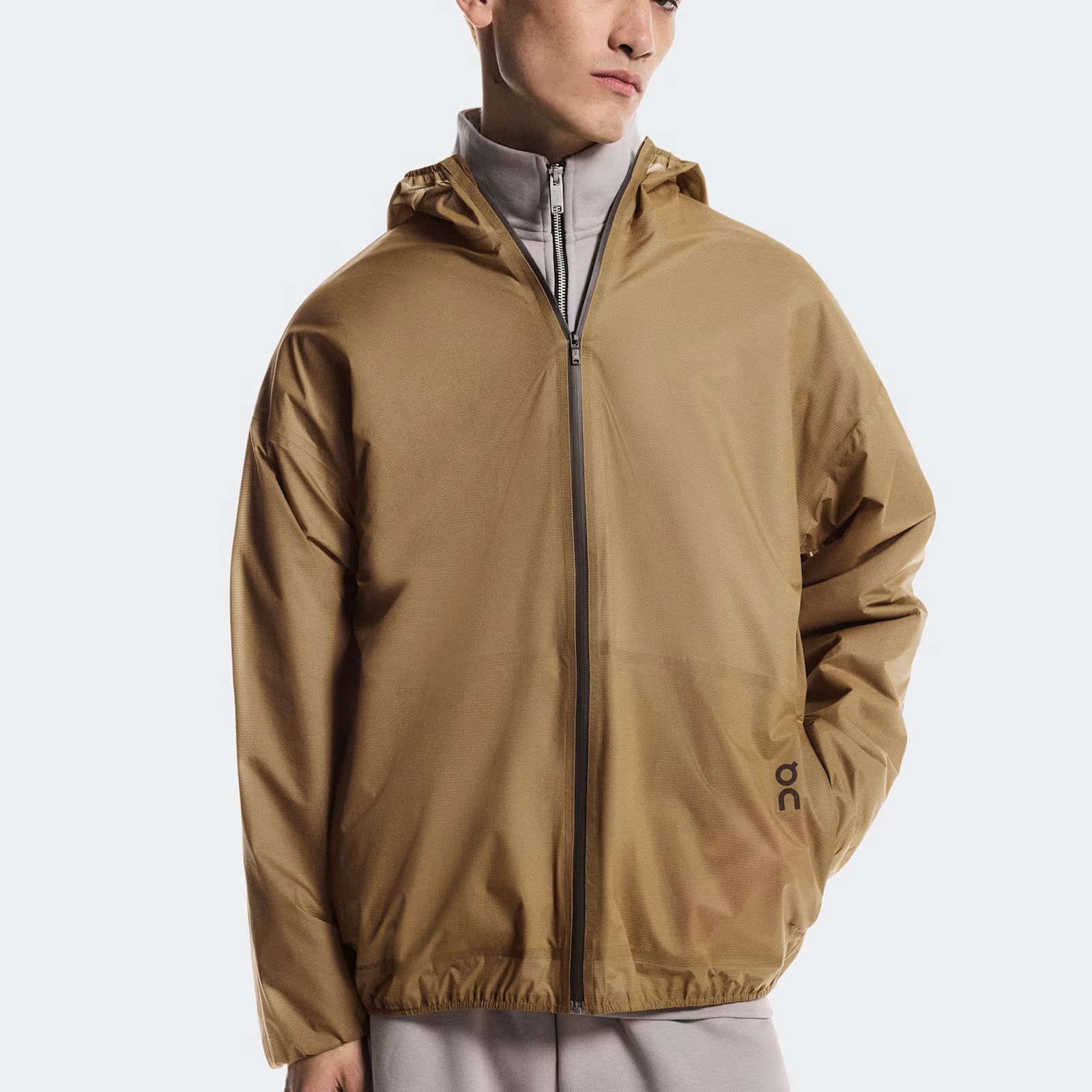On Explore Lightweight Waterproof Jacket Chai