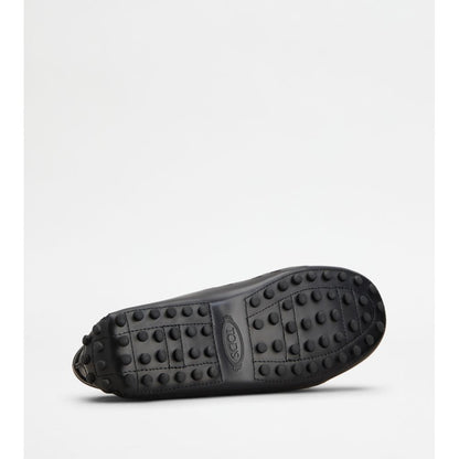 Tods Gommino Loafers In Leather Black Womens