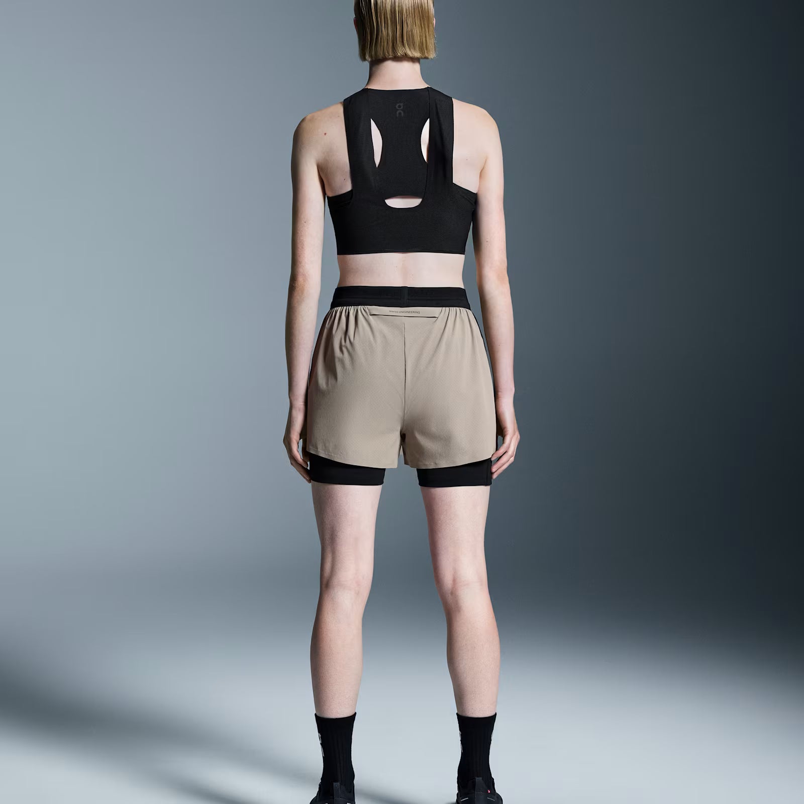 On Race Crop Black (Women'S)
