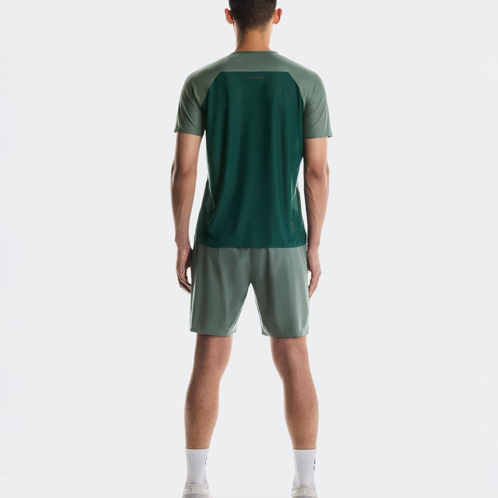 On Performance-T Olive | Spirulina