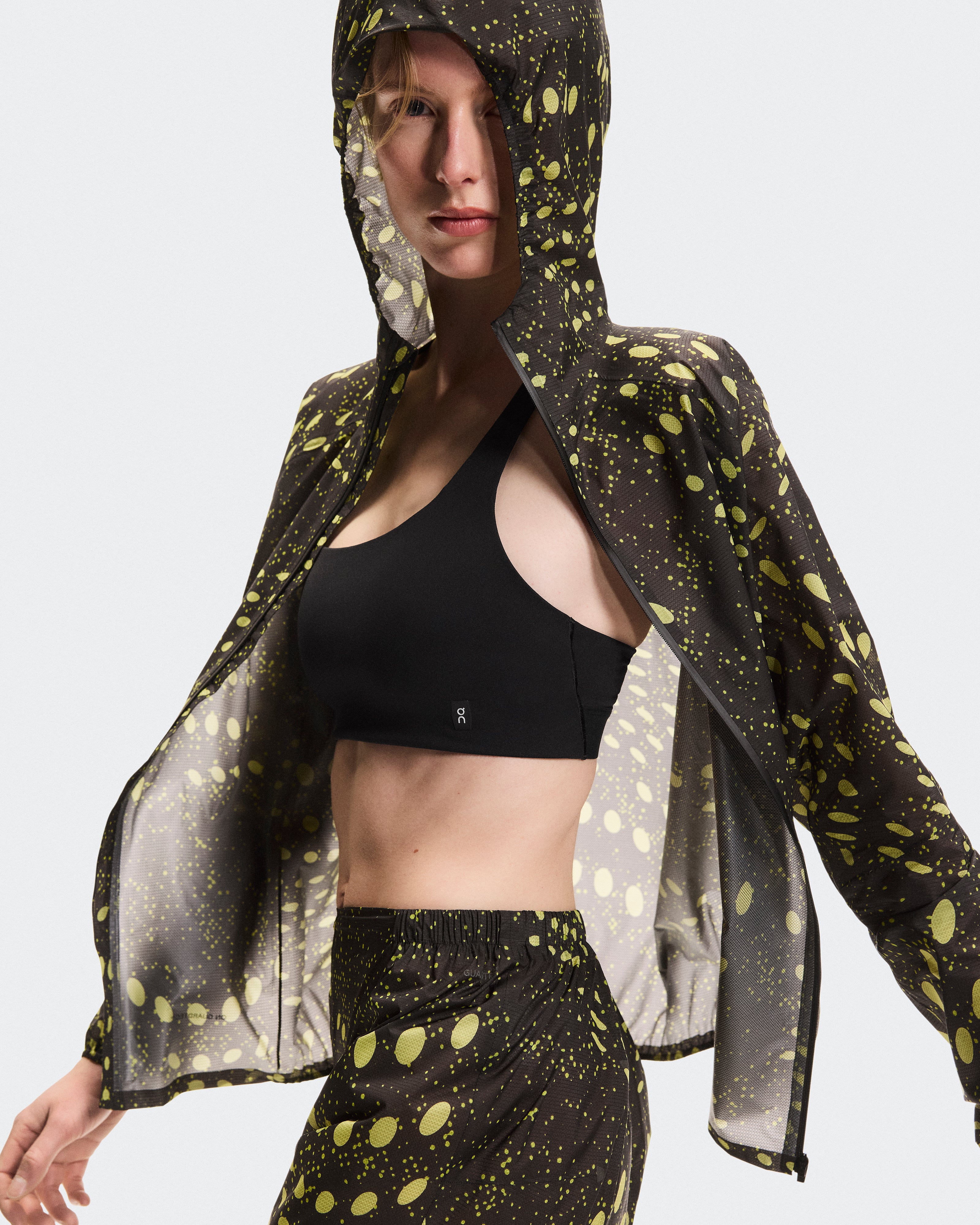 On Ultra Jacket Iron | Lime (Women'S)