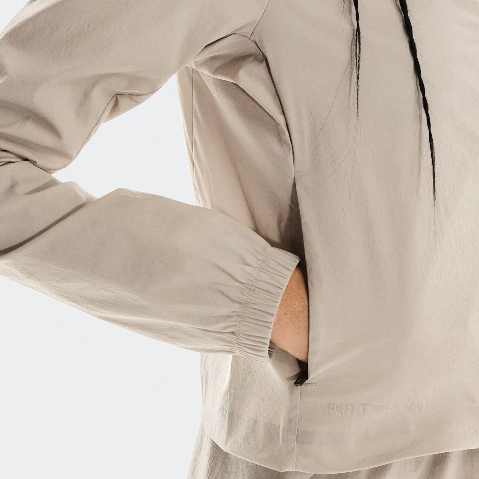 On Track Jacket Fka Desert (Women'S)