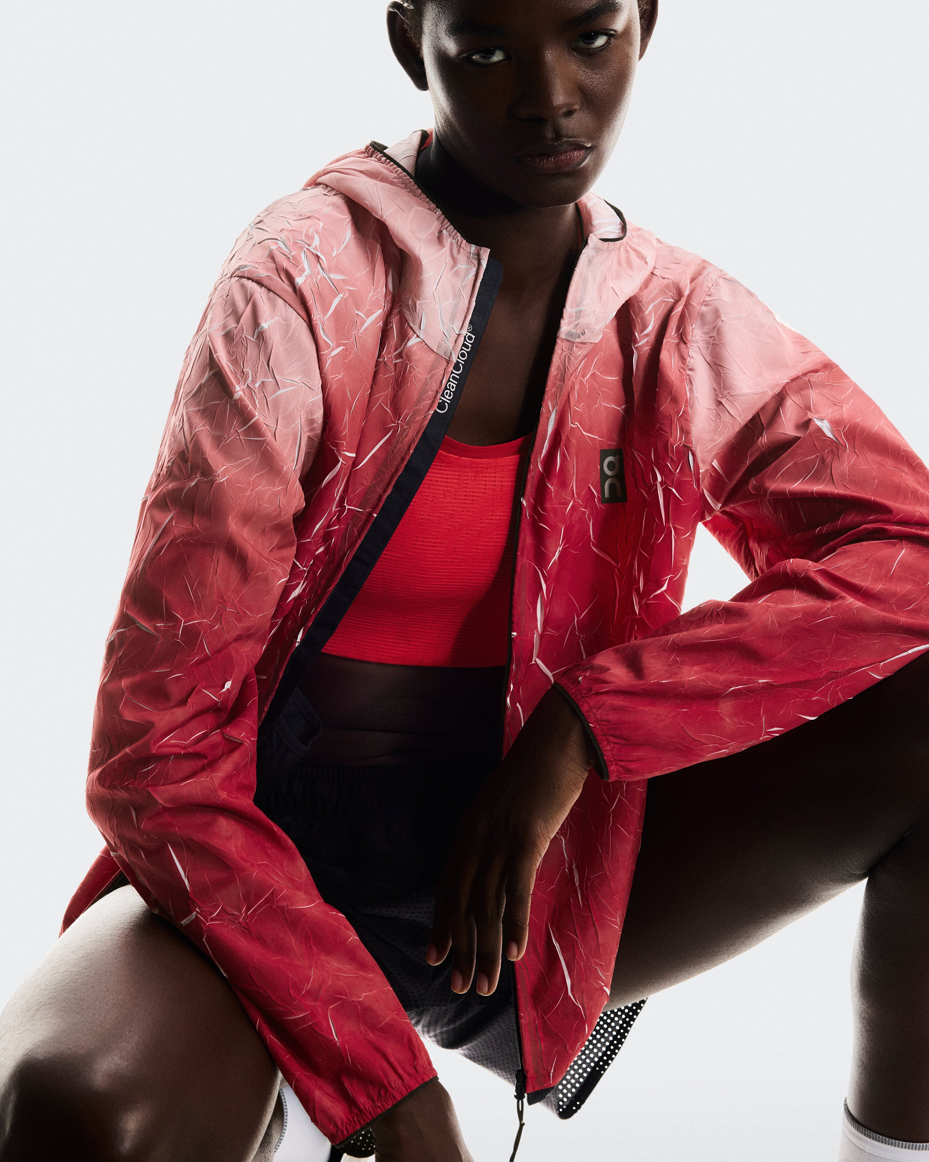 On Pace Run Jacket Red (Women'S)