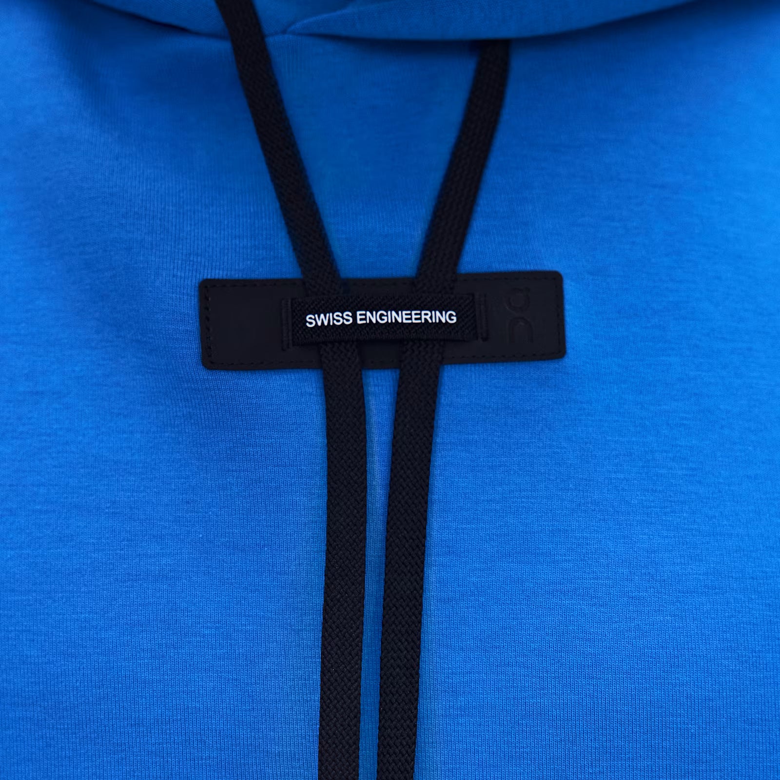 On Focus Tech Hoodie Jay