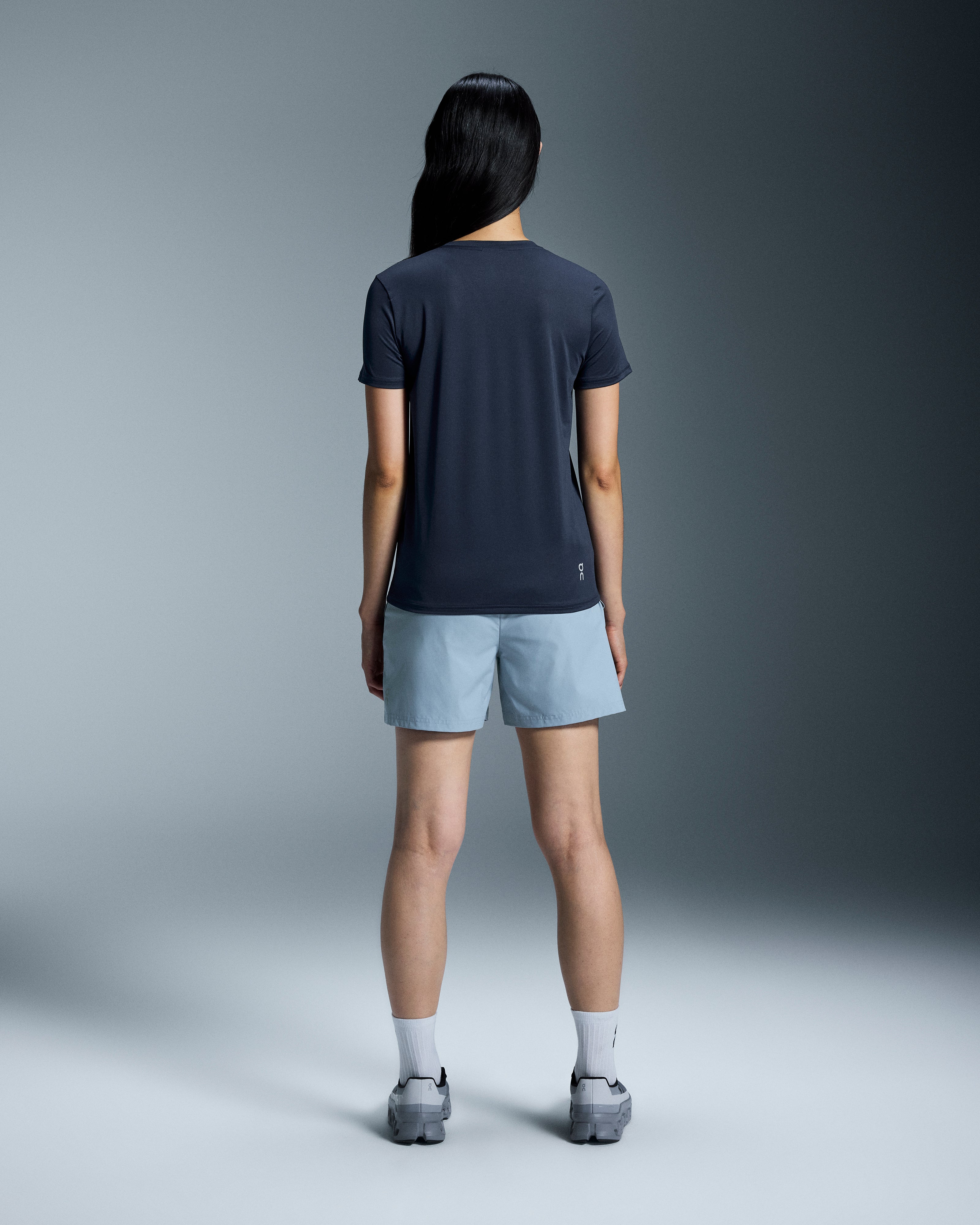 on 5" core shorts Chambray (Women's)
