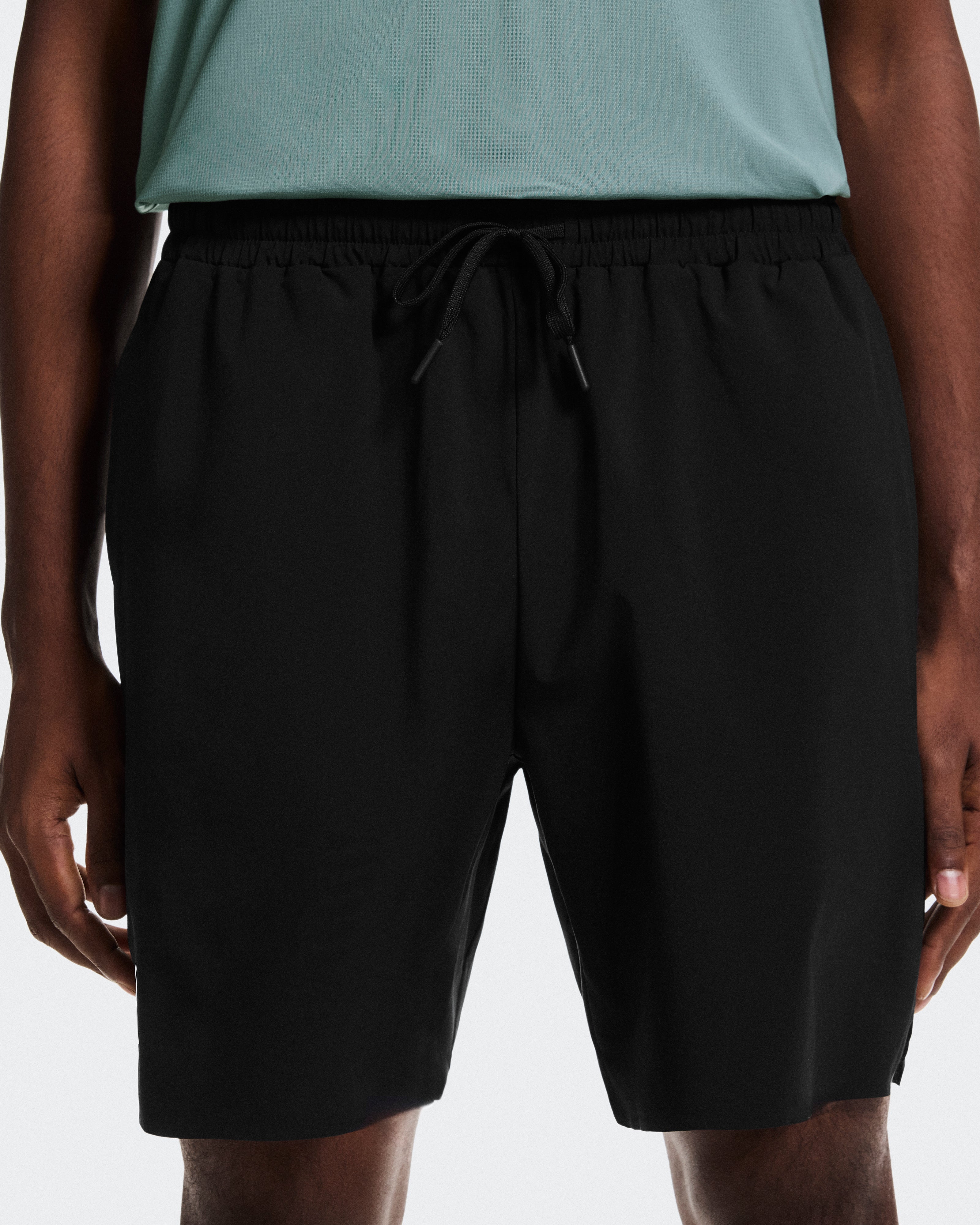 On 7" Court Shorts Black