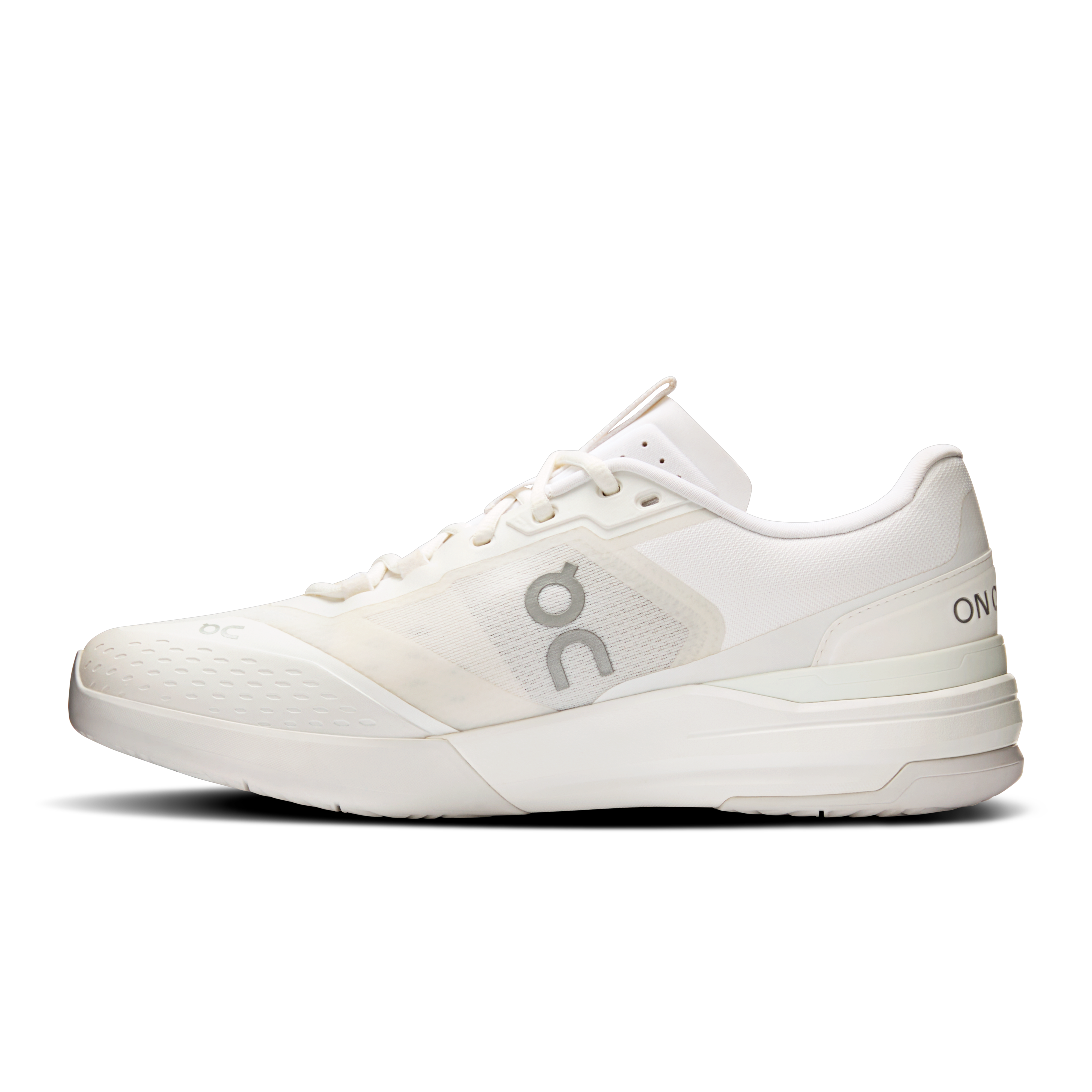 on running the roger advantage pro white