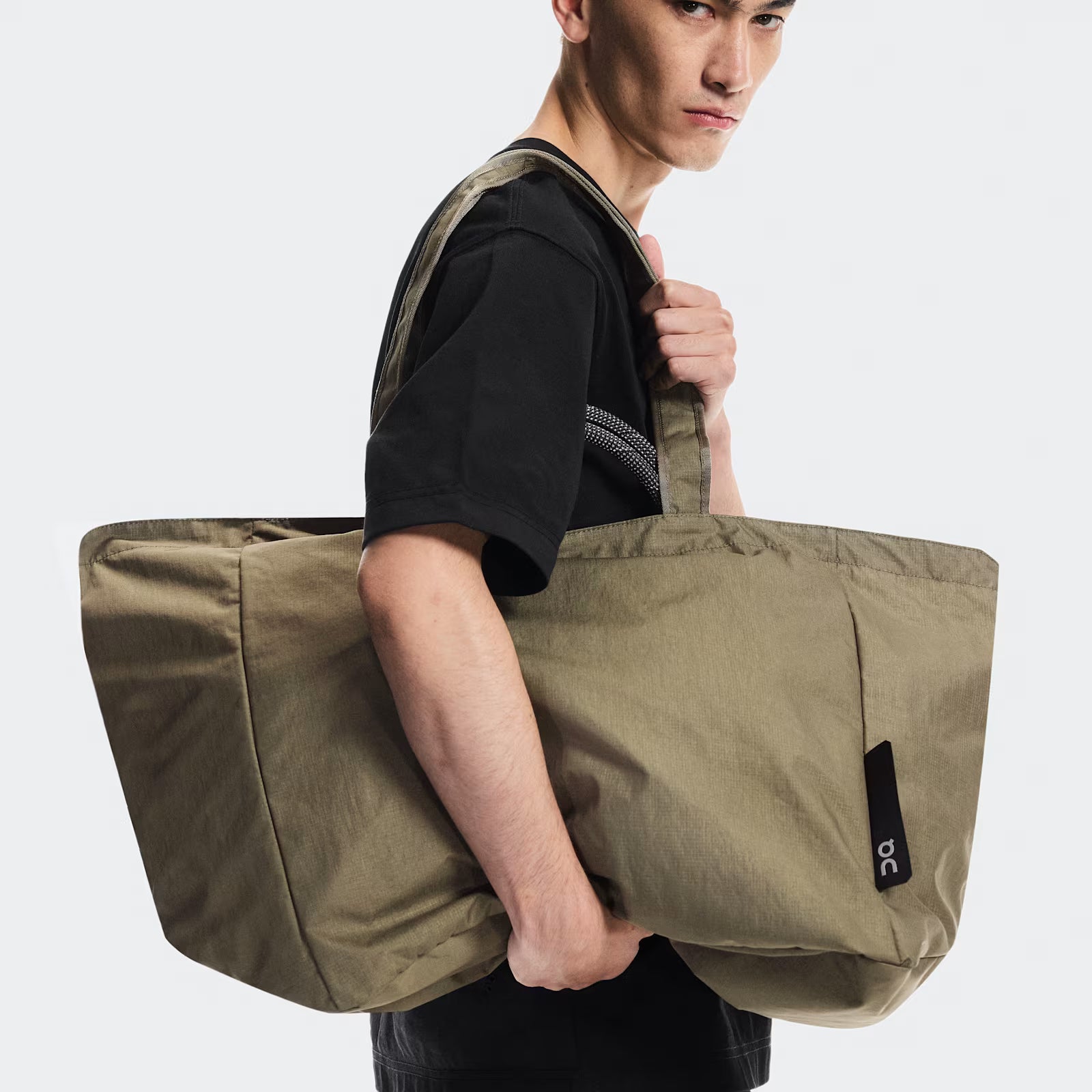 On Cargo Pack 60L Olive